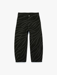 Taş Detaylı Cepli Bol Kesim Denim Pantolon