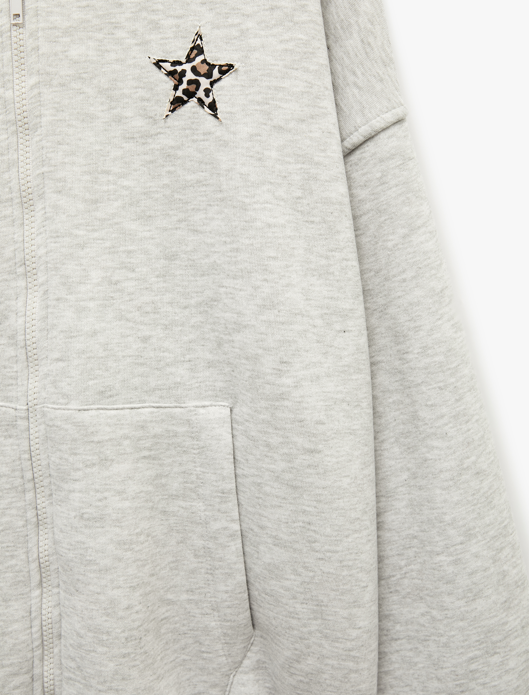   Şardonlu Uzun Kollu Kanguru Cepli Nakışlı Fermuarlı Kapüşonlu Sweatshirt