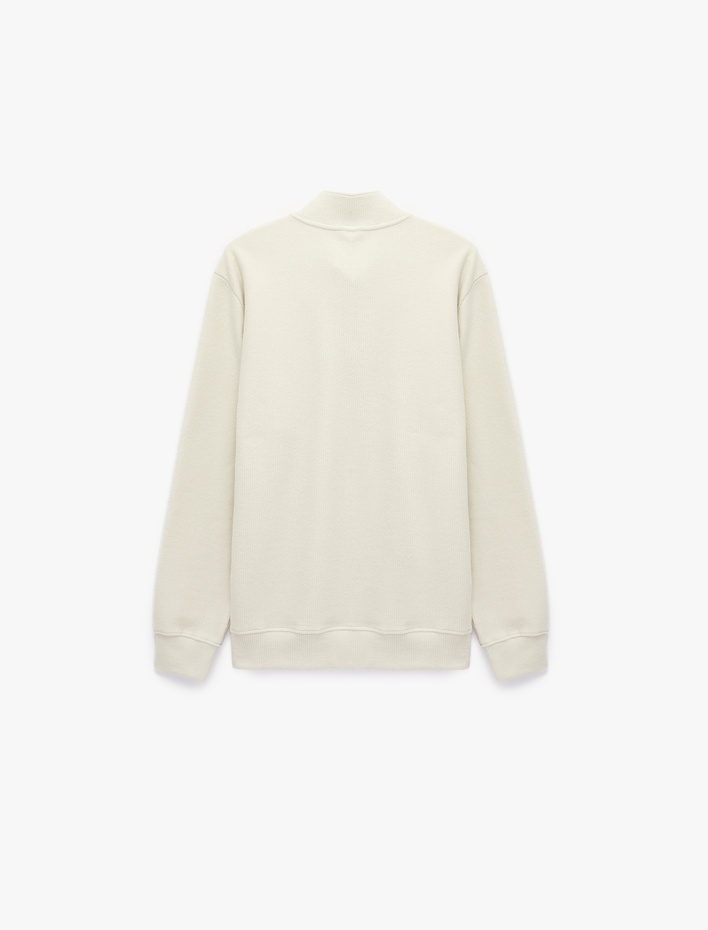  Regular Fit Uzun Kollu Yarım Fermuarlı Sweatshirt