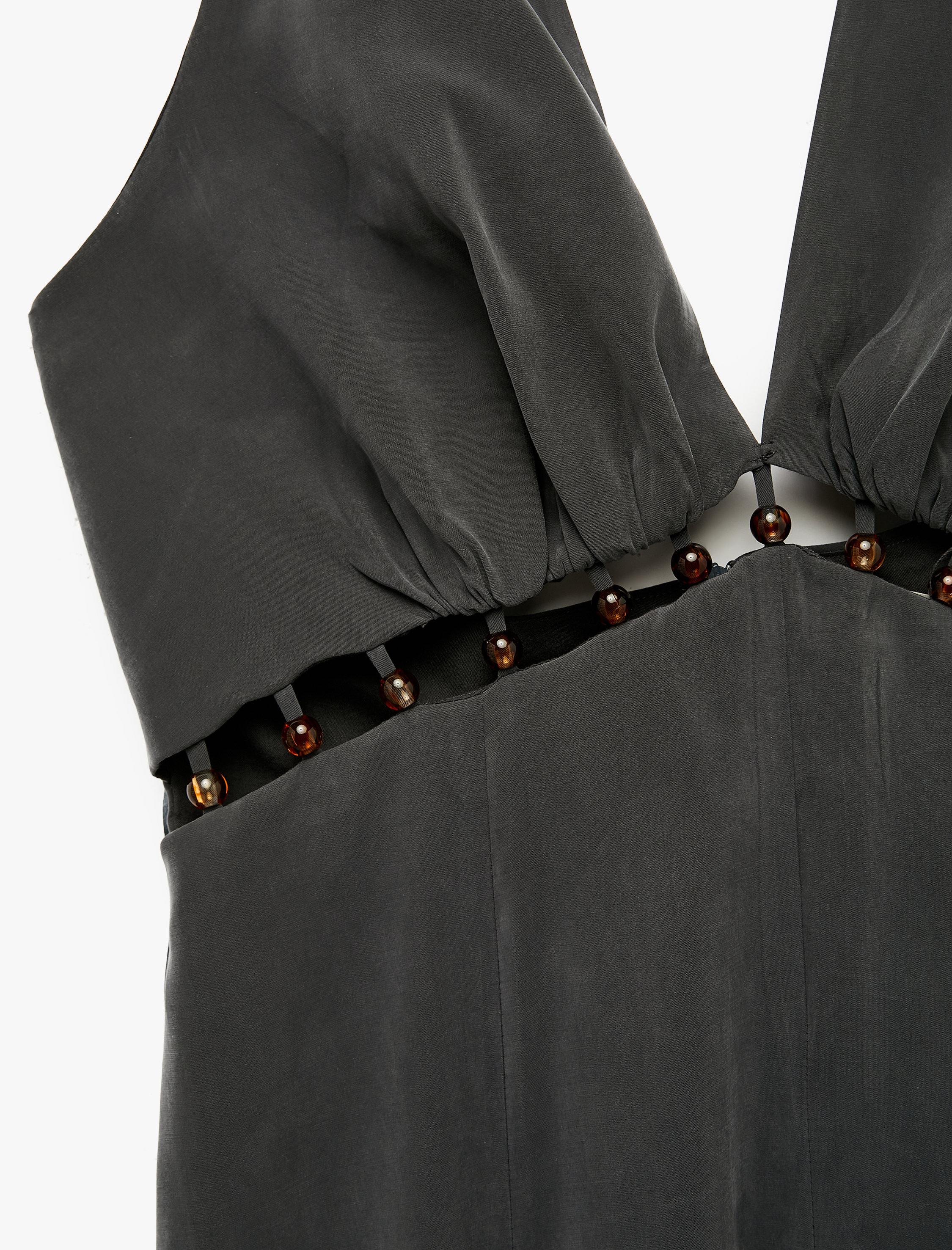   Viskon Halter Yaka Boncuk Detaylı Kolsuz Uzun Elbise