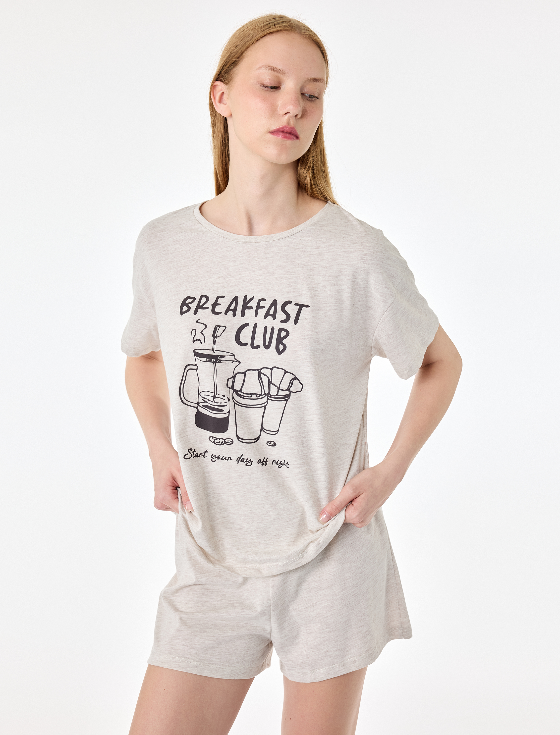   Baskılı Kısa Kollu Bisiklet Yaka Pamuklu Şortlu Pijama Takımı