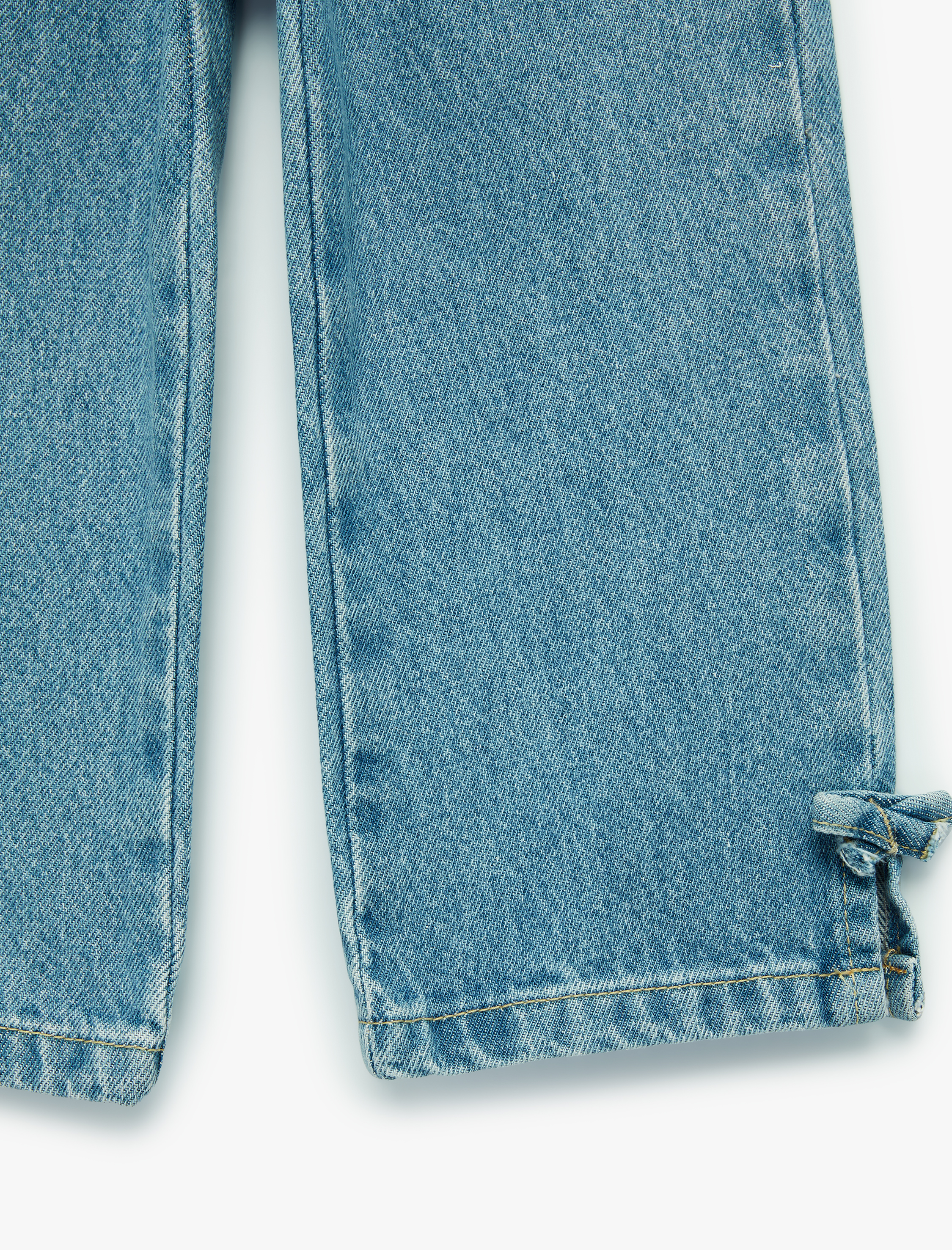  Kız Bebek Fiyonk Detaylı Loose Fit Pamuklu Denim Pantolon