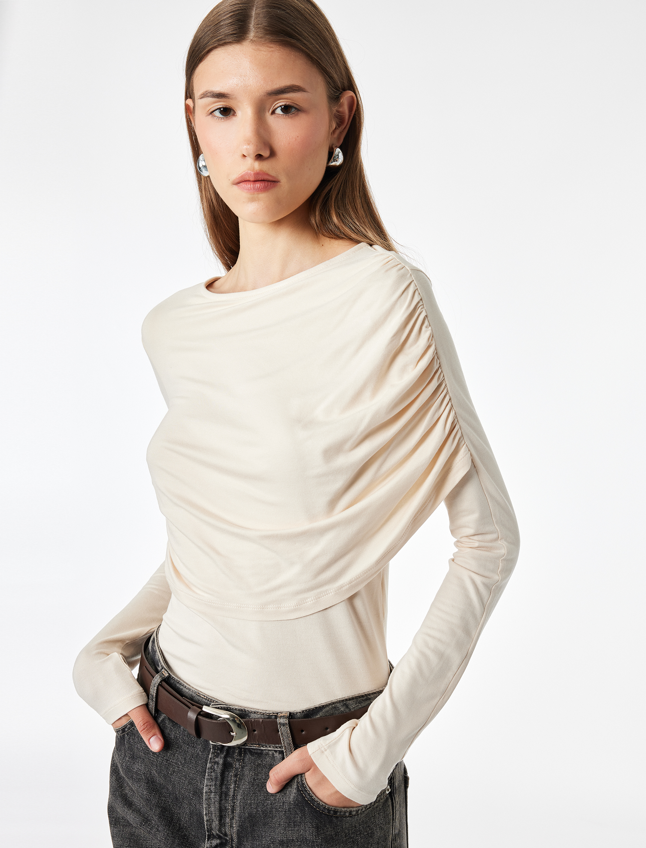   Viskon Slim Fit Drape Detaylı Bisiklet Yaka Uzun Kollu Bluz