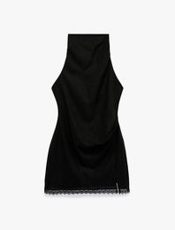 Halter Yaka Dantel Detaylı Keten ve Viskon Karışımlı Kolsuz Mini Elbise
