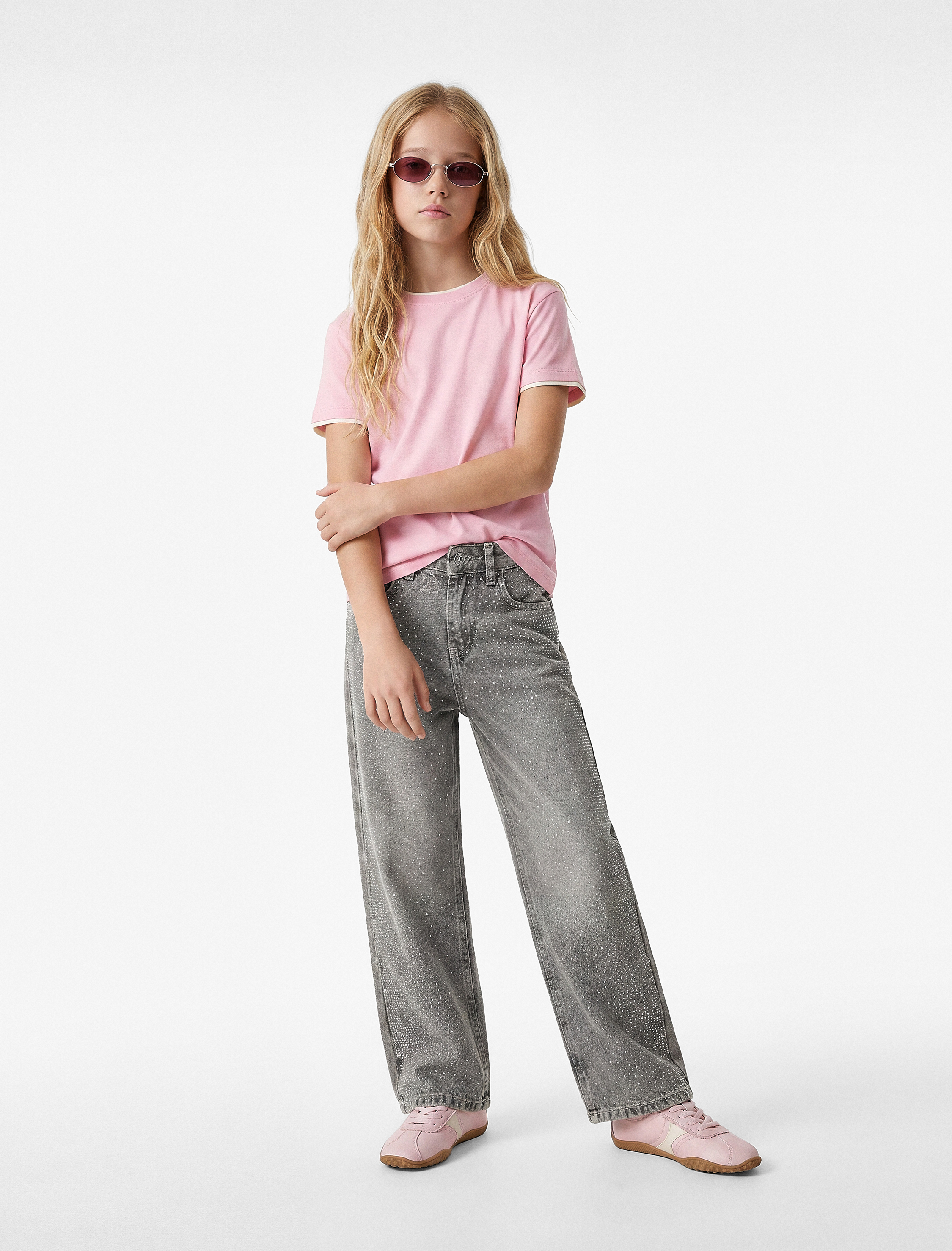  Kız Çocuk Modal Karışımlı Bisiklet Yaka Kısa Kollu Slim Fit Tişört