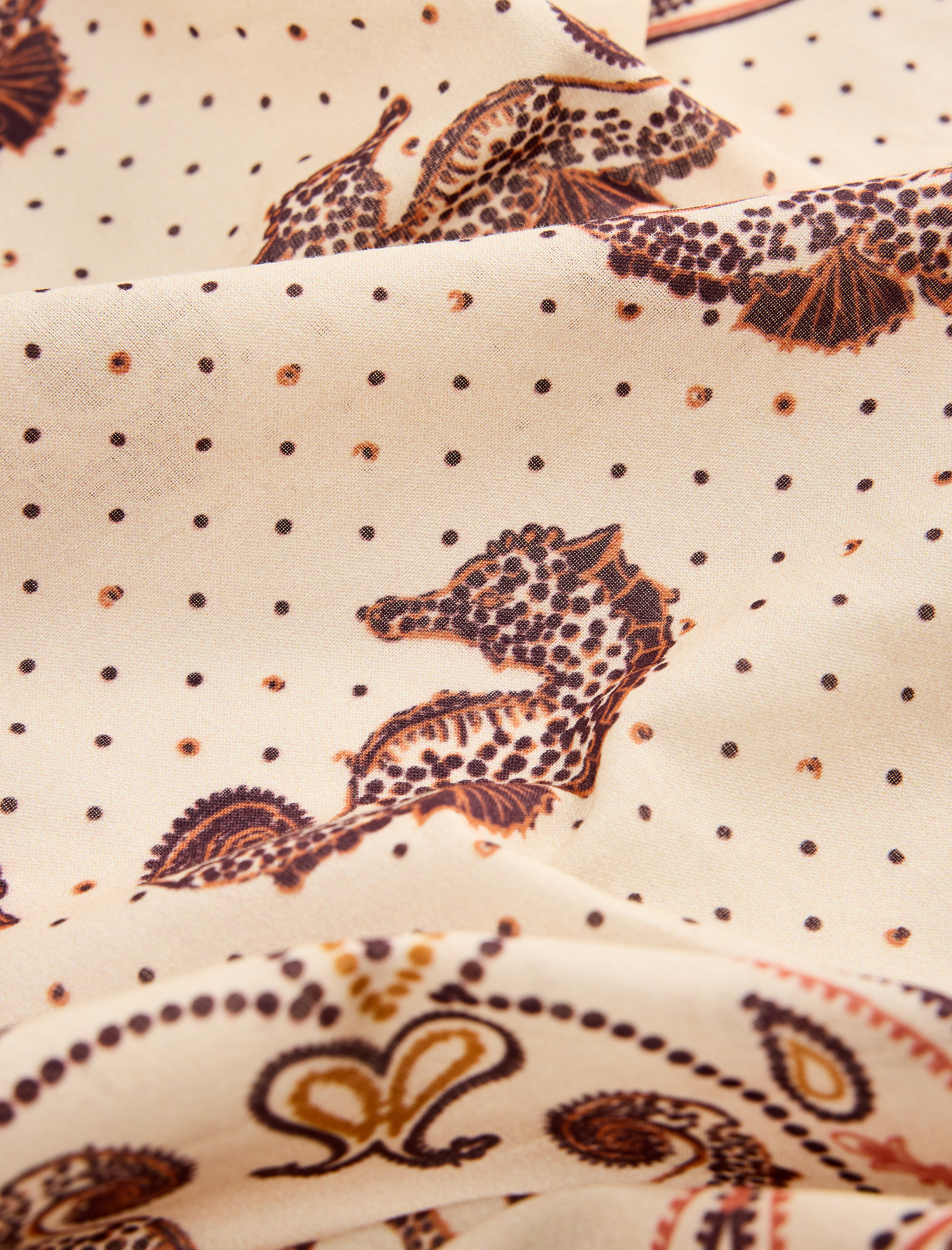  Kadın Pamuklu Etnik Desenli Kare Bandana Fular