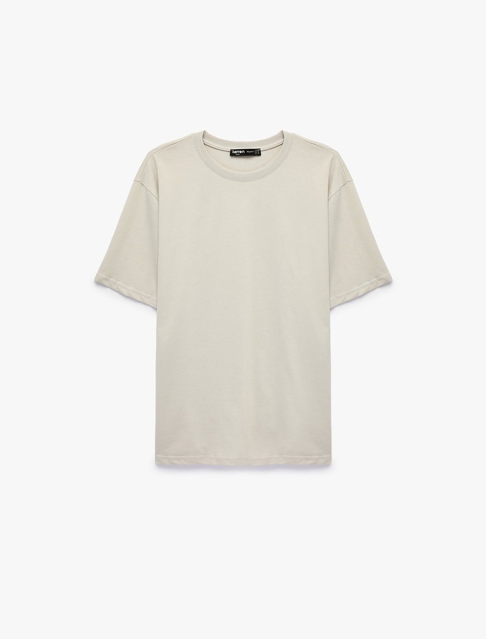  Pamuklu Bisiklet Yaka Kısa Kollu Basic Oversize Tişört