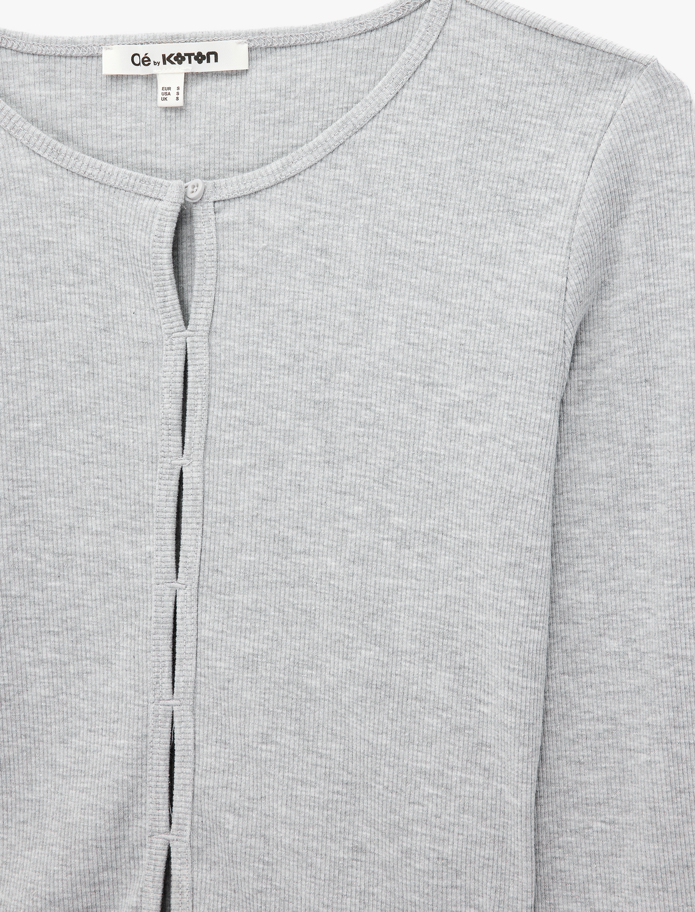   Slim Fit Pamuklu Uzun Kollu Düğmeli Bisiklet Yaka Basic Tişört