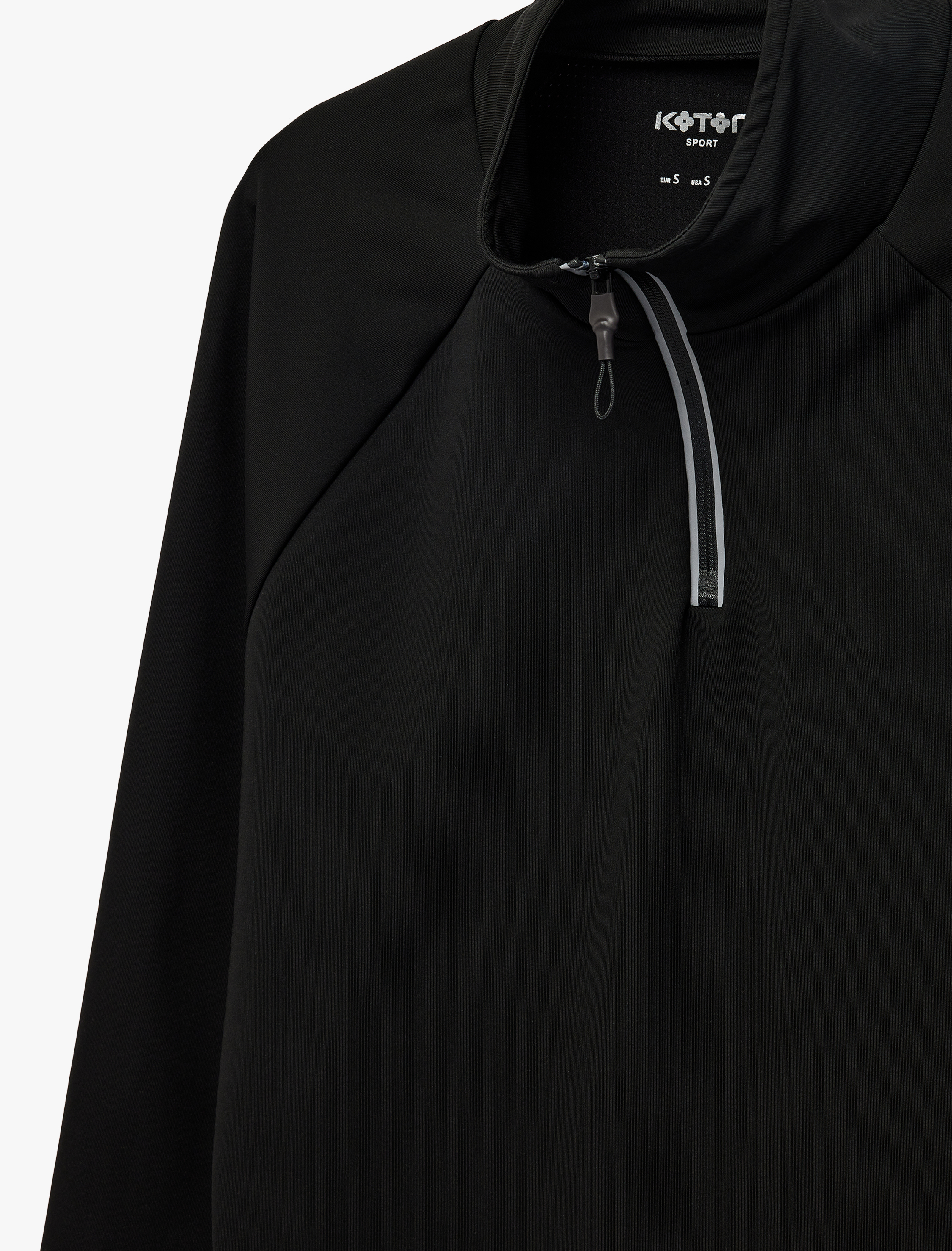   Dik Yaka Uzun Kollu Yarım Fermuarlı Spor Sweatshirt