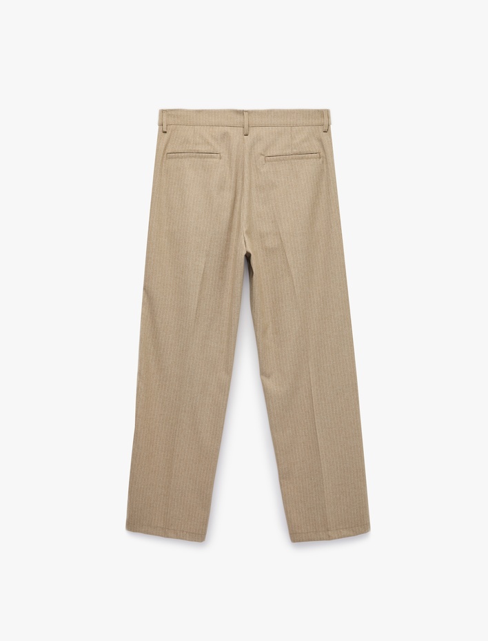  Regular Fit Viskon Karışımlı Cepli Pileli Kumaş Pantolon