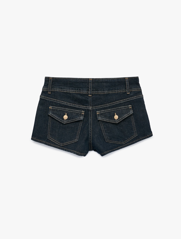  Pamuklu Normal Bel Cep Detaylı Düğmeli Mini Denim Şort