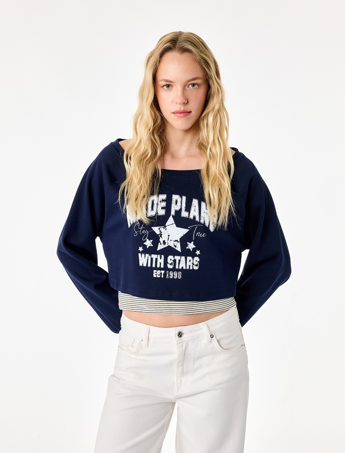  Rahat Kalıp Uzun Kollu Katmanlı Halter Yaka Baskılı Sweatshirt