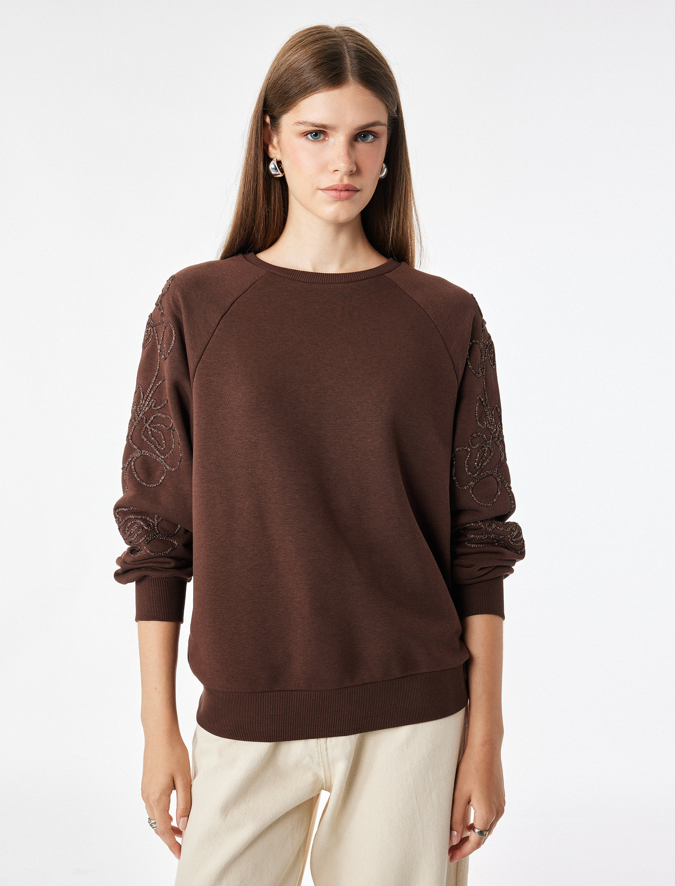   Çiçek Boncuk İşleme Detaylı Uzun Kollu Bisiklet Yaka Sweatshirt