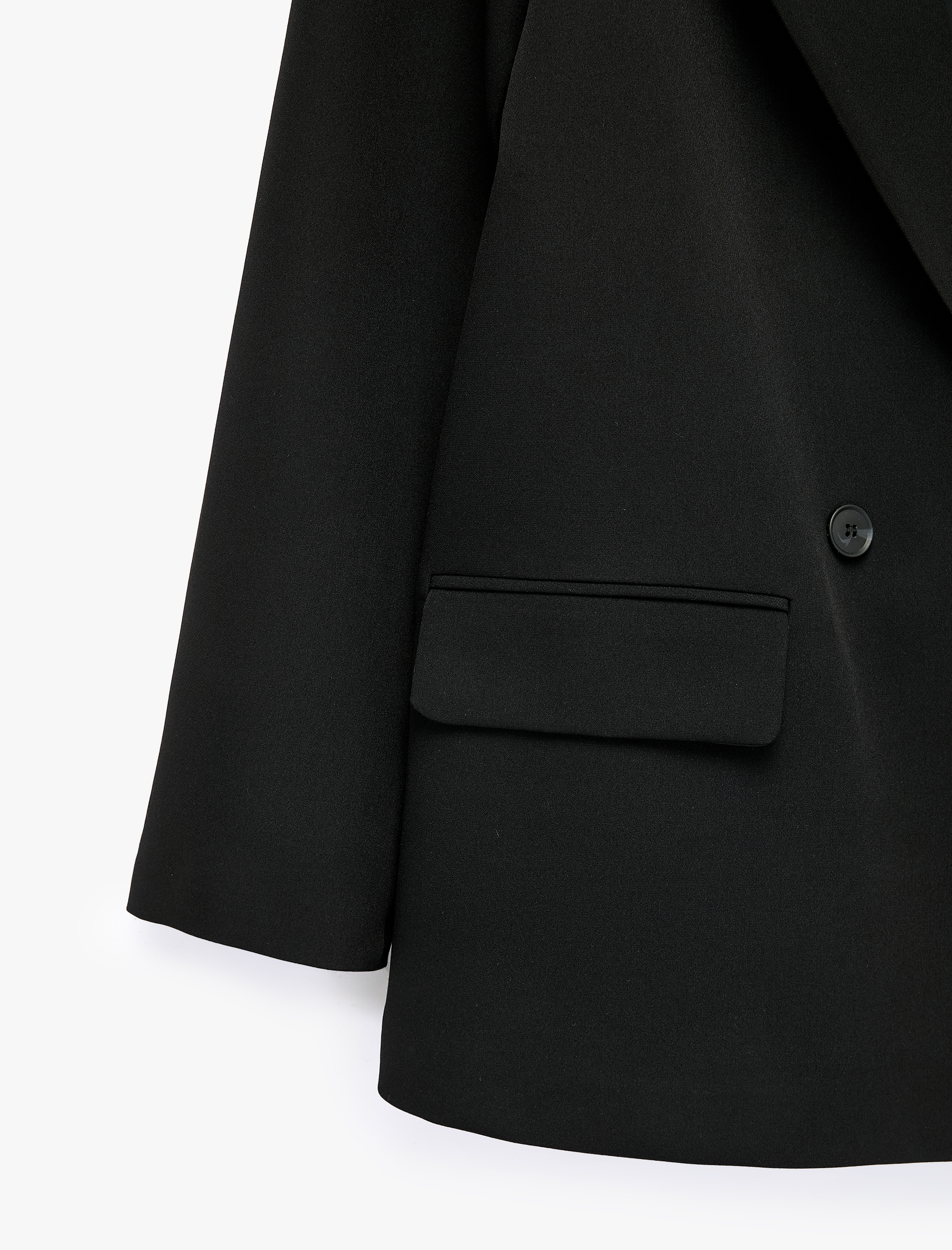   Düğmeli Uzun Kollu Cep Detaylı Kruvaze Yaka Blazer Ceket