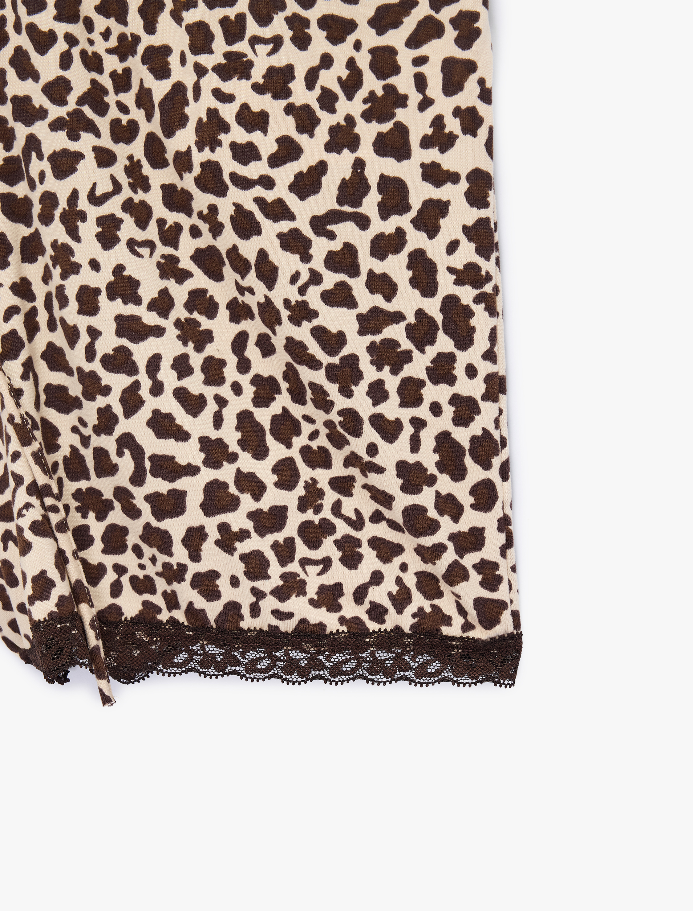   Rahat Kalıp Dantel Detaylı Leopar Desenli Şort Pijama Altı