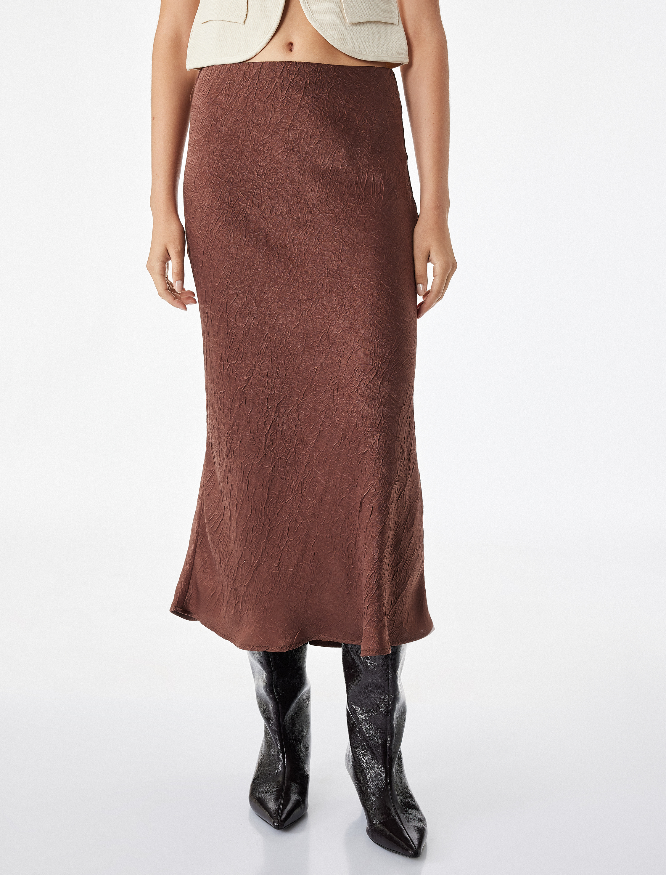   Balık Form Slim Fit Dokulu Saten Midi Etek
