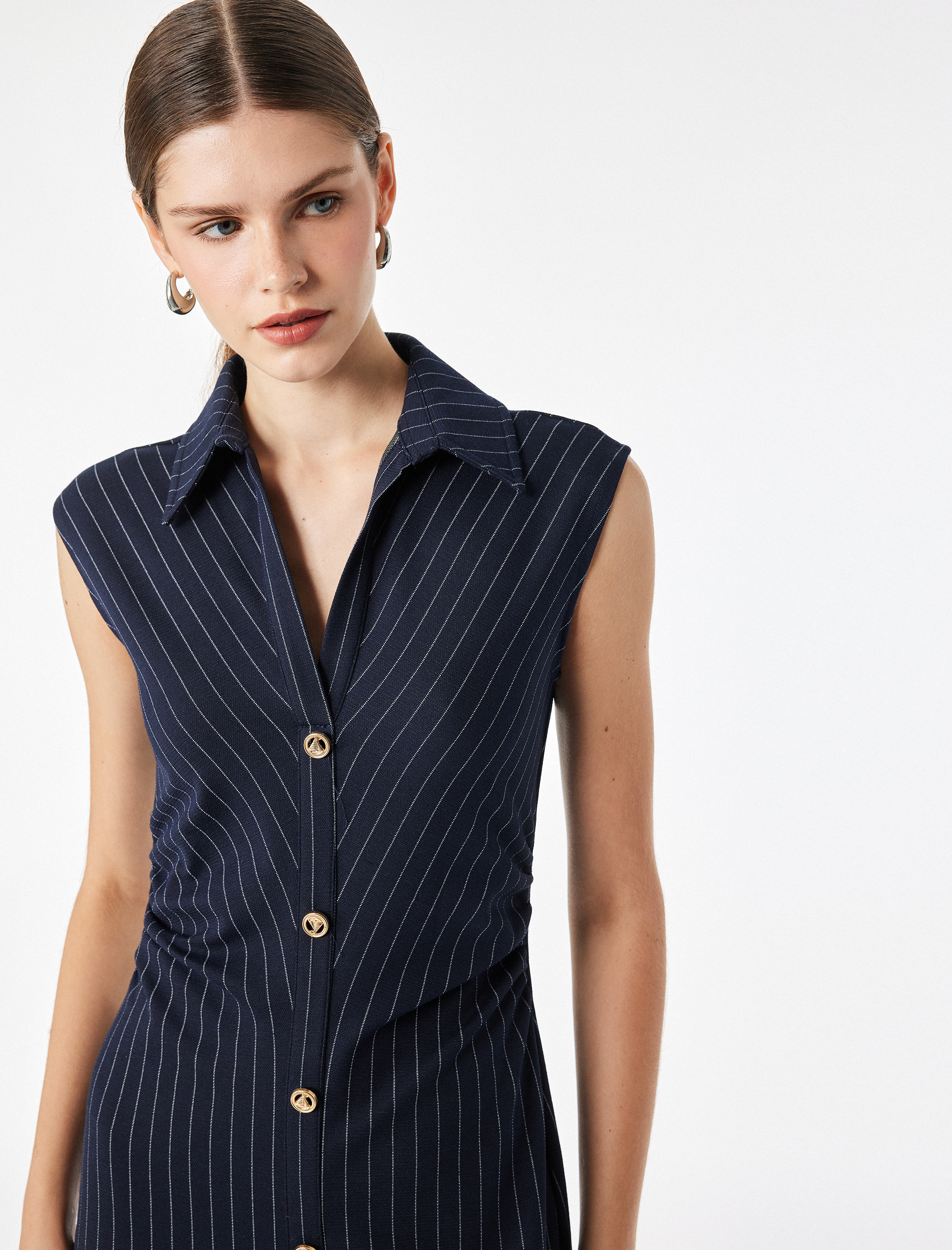   Slim Fit Kolsuz Midi Boy Süslü Düğmeli Kolsuz Çizgili Gömlek Elbise