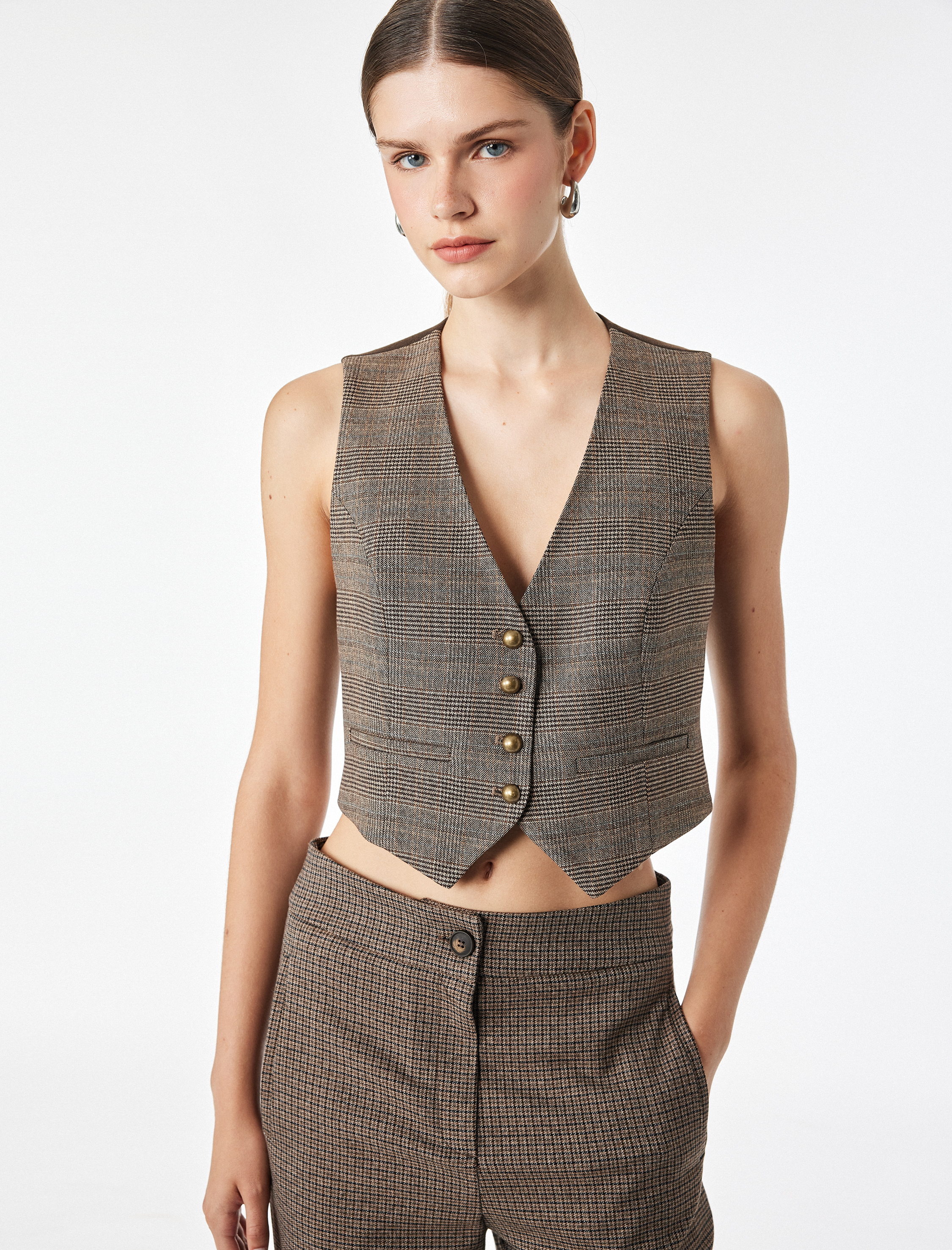   Viskon Karışımlı Slim Fit Düğmeli V Yaka Kolsuz Klasik Yelek
