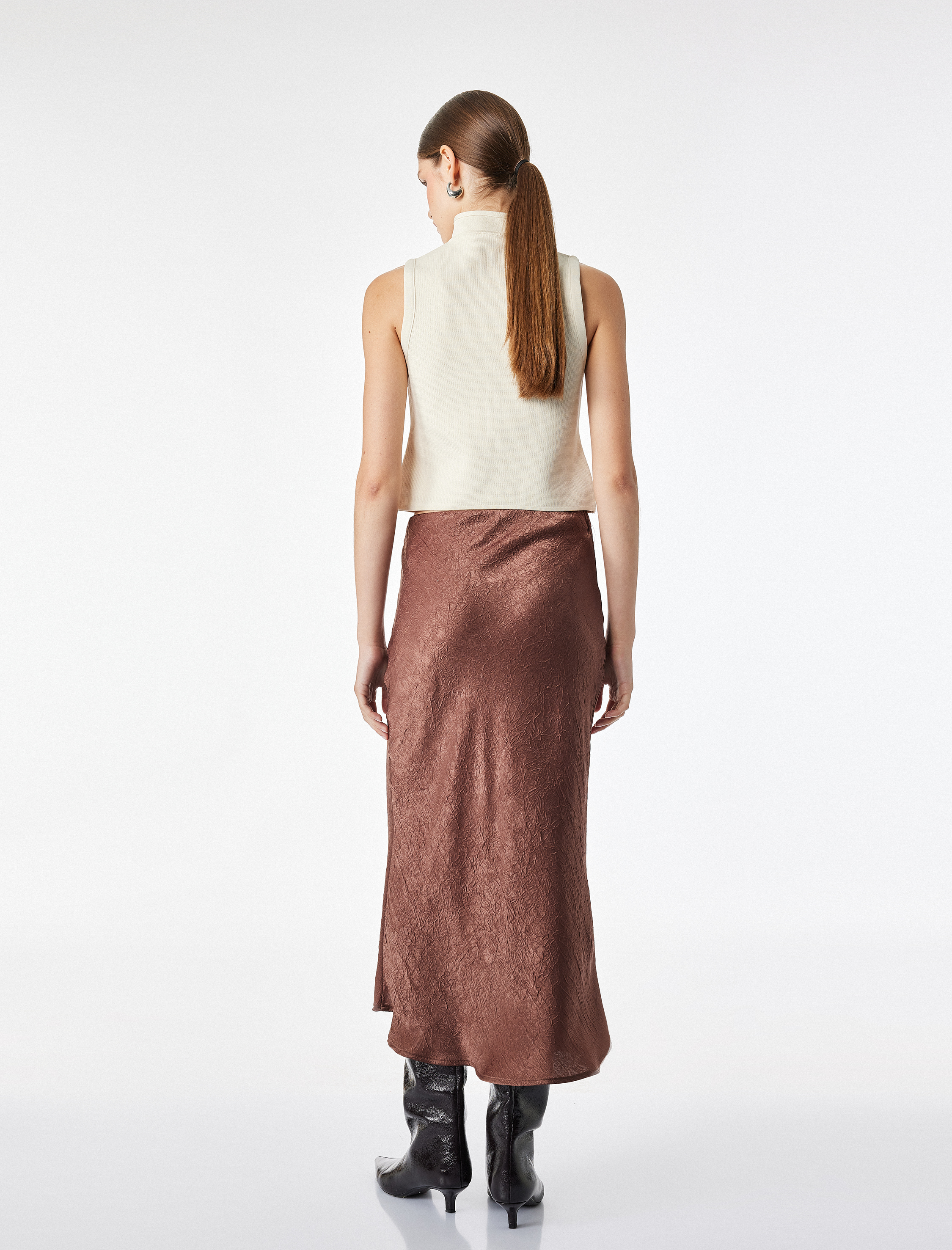   Balık Form Slim Fit Dokulu Saten Midi Etek