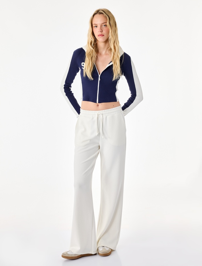  Slim Fit Pamuklu Baskılı Kaşkorse Dik Yaka Fermuarlı Uzun Kollu Crop Tişört