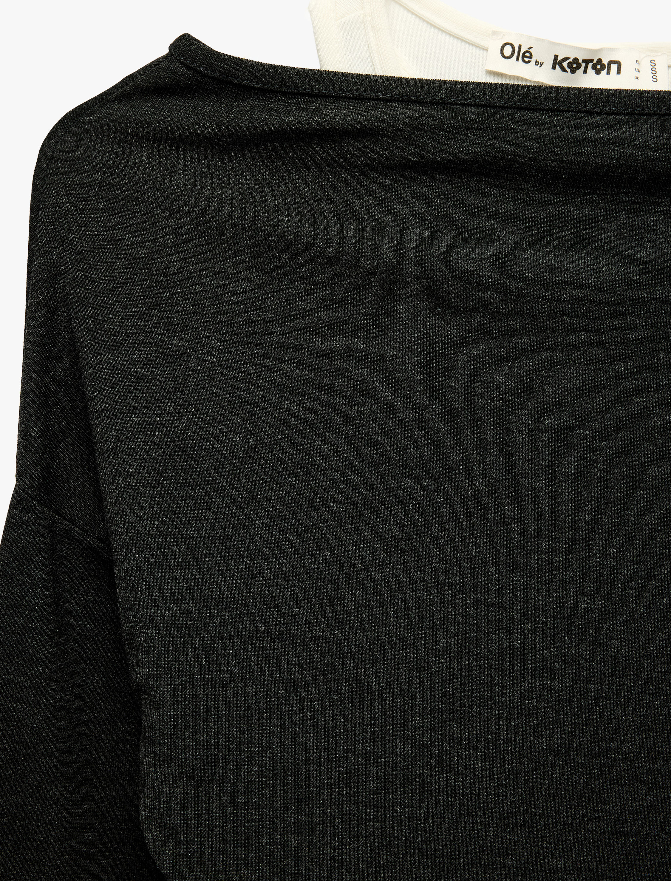   Slim Fit Asimetrik Yaka Katmanlı Uzun Kollu Tişört