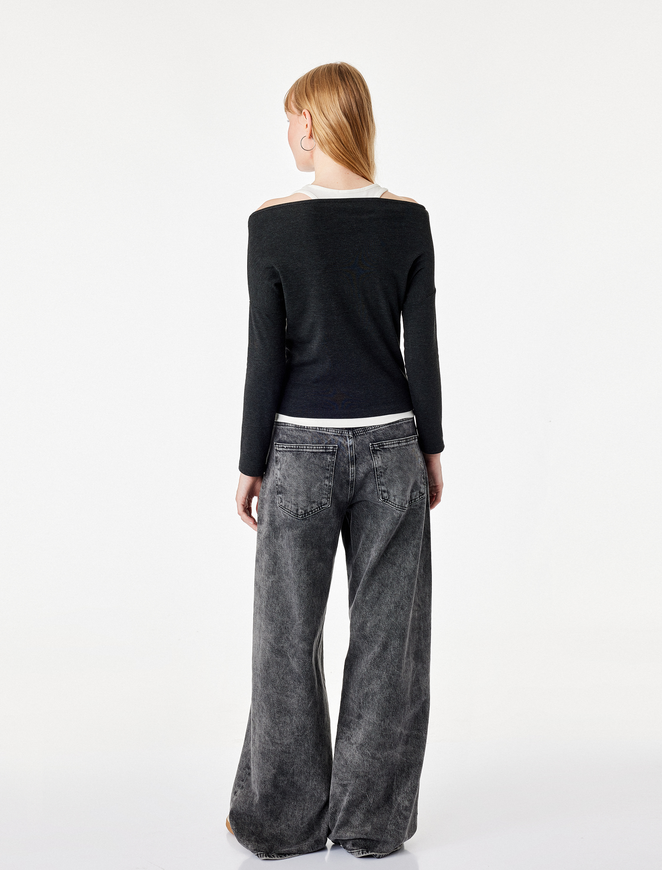   Slim Fit Asimetrik Yaka Katmanlı Uzun Kollu Tişört