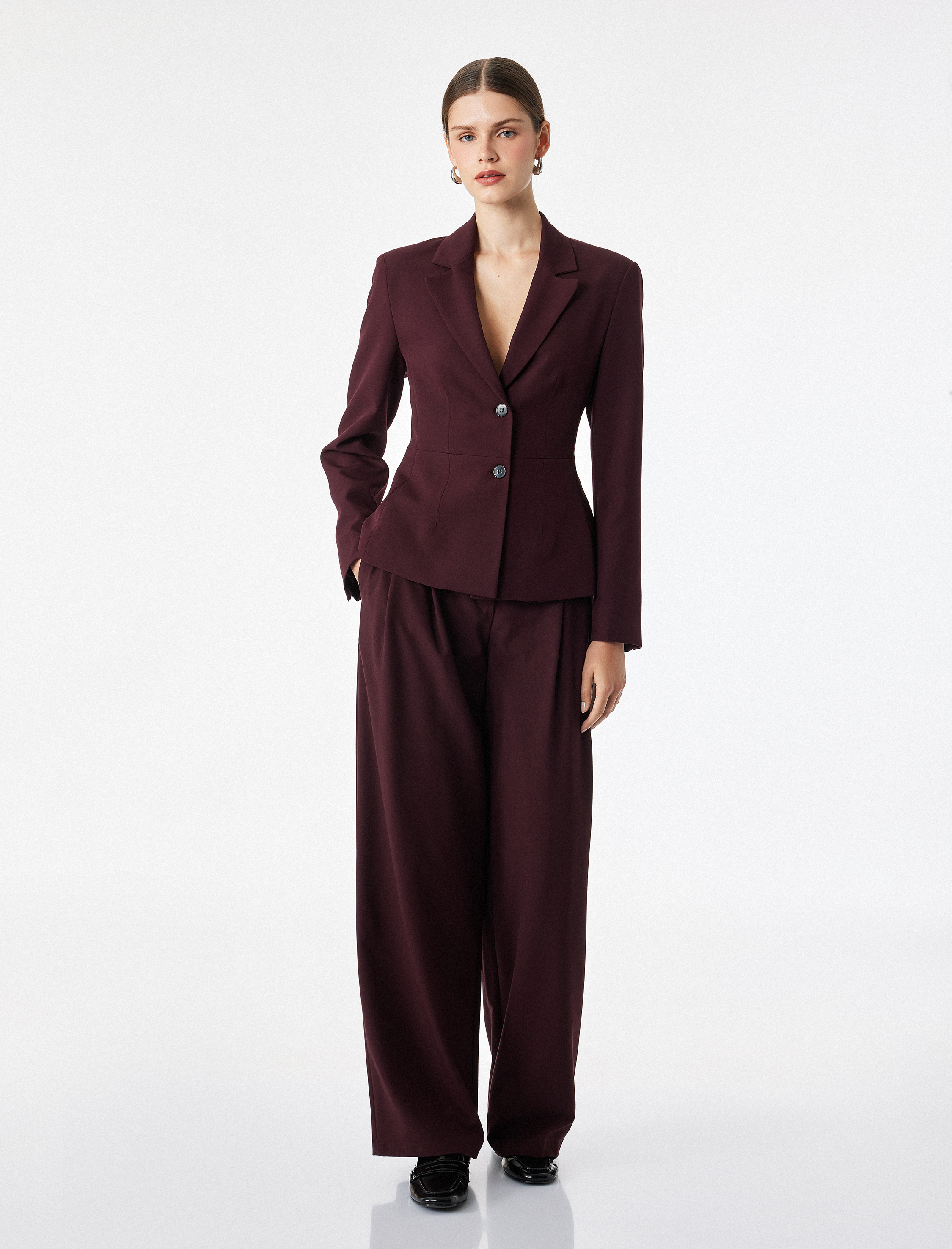   Geniş Yaka Dikiş Detaylı Düğmeli Blazer Ceket