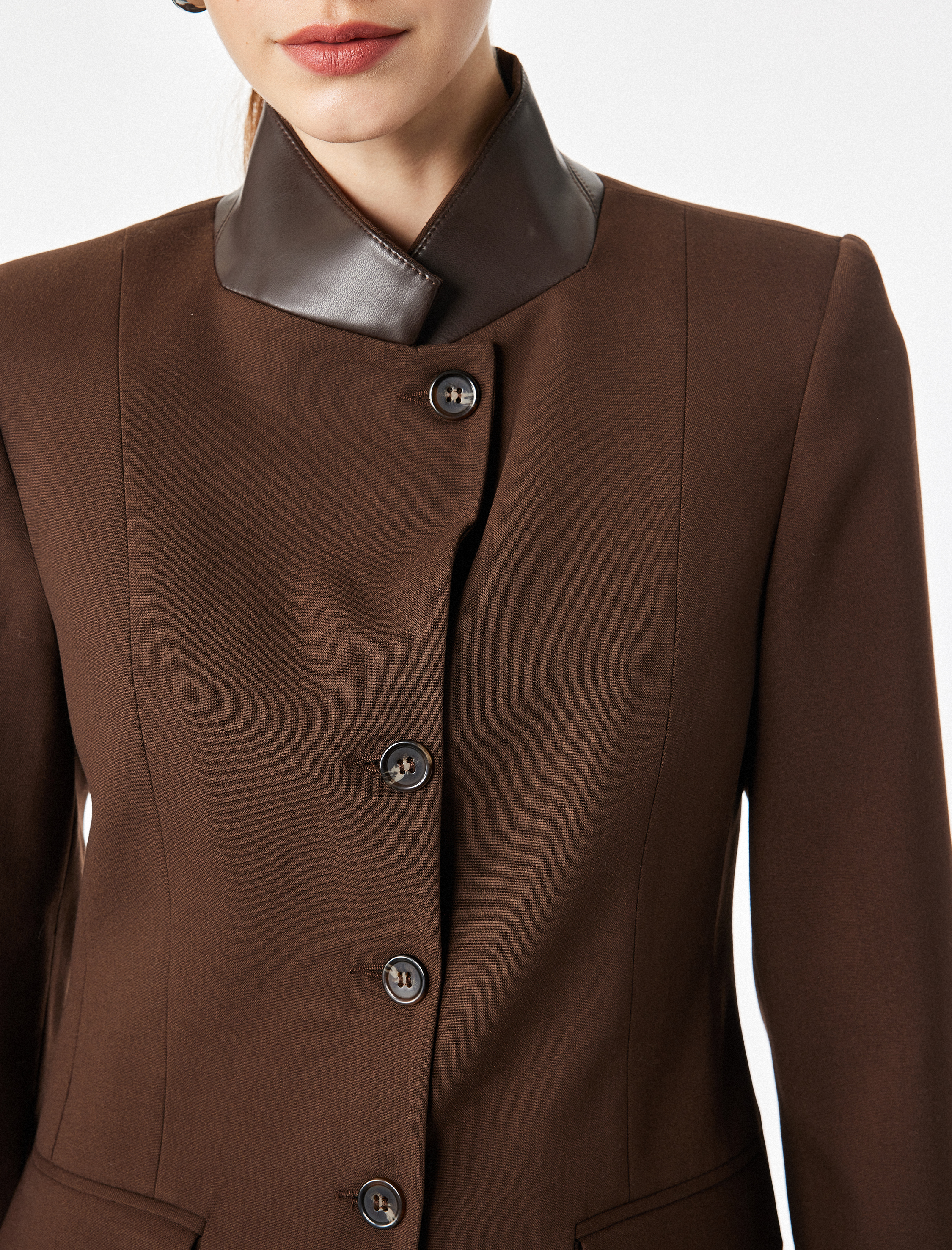   Viskon Karışımlı Uzun Kollu Suni Deri Yaka Detaylı Slim Fit Ceket