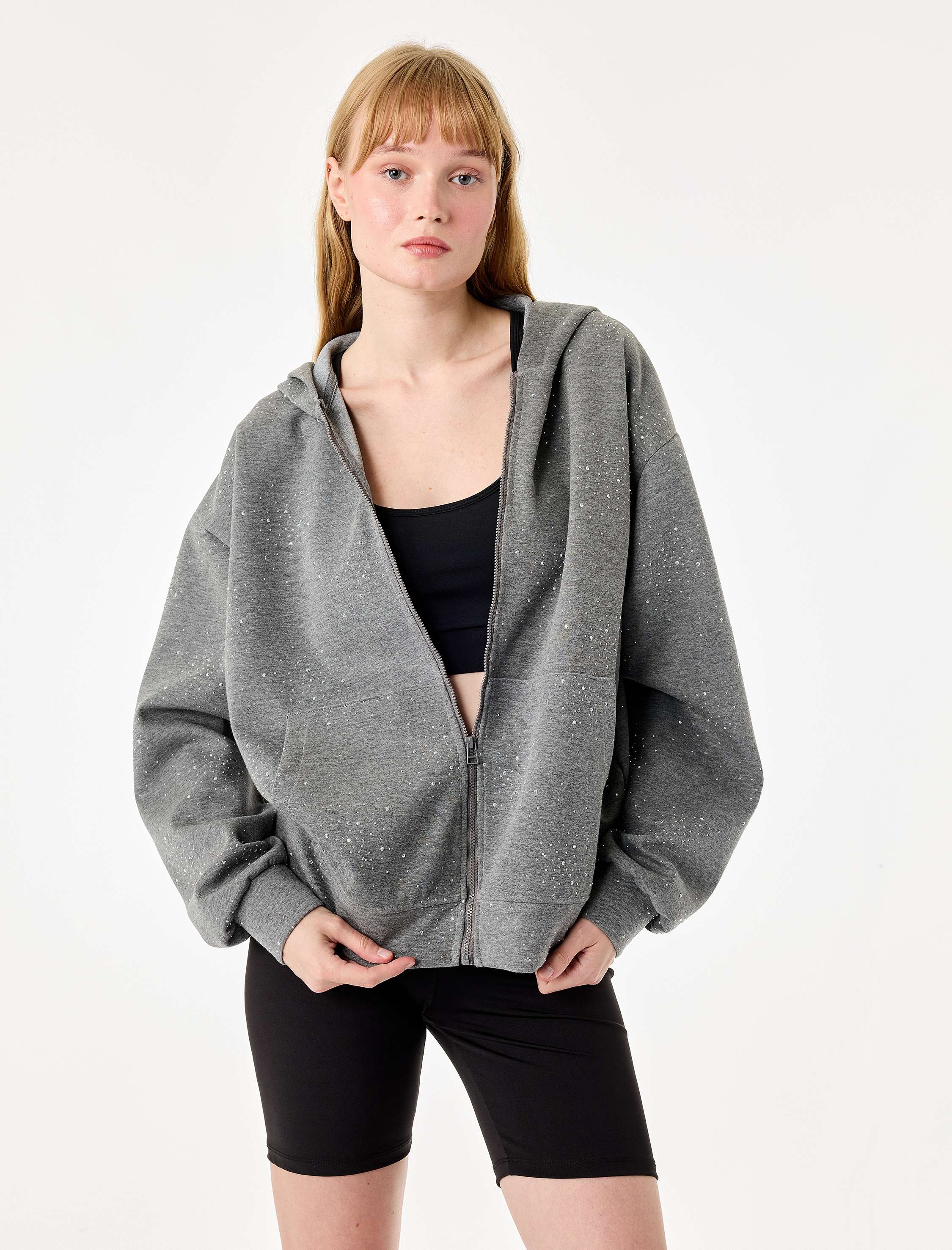   Sim Detaylı Kapüşonlu Fermuarlı Cep Detaylı Oversize Sweatshirt