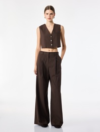 V Yaka Düğmeli Çizgili Crop Blazer Yelek