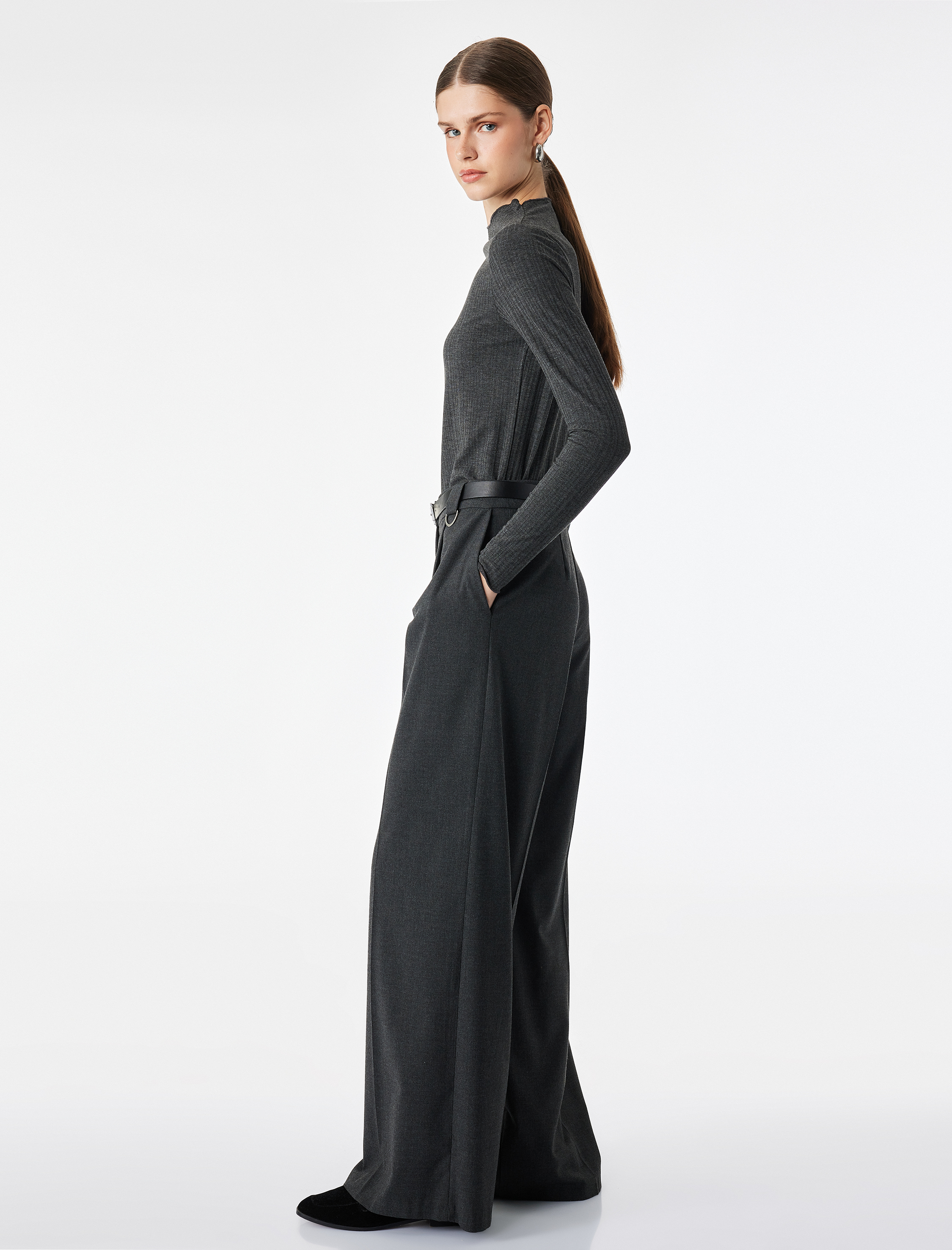   Kaşkorse Viskon Kumaş Slim Fit Uzun Kollu Fırfırlı Bisiklet Yaka Tişört