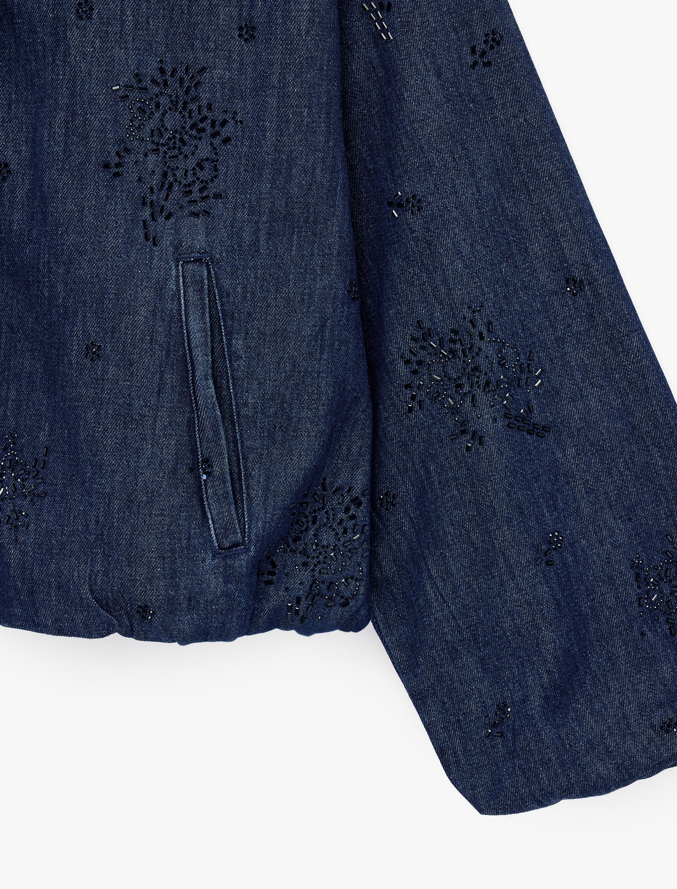   Pamuklu Dik Yaka Cepli Uzun Kollu Taş Detaylı Denim Ceket