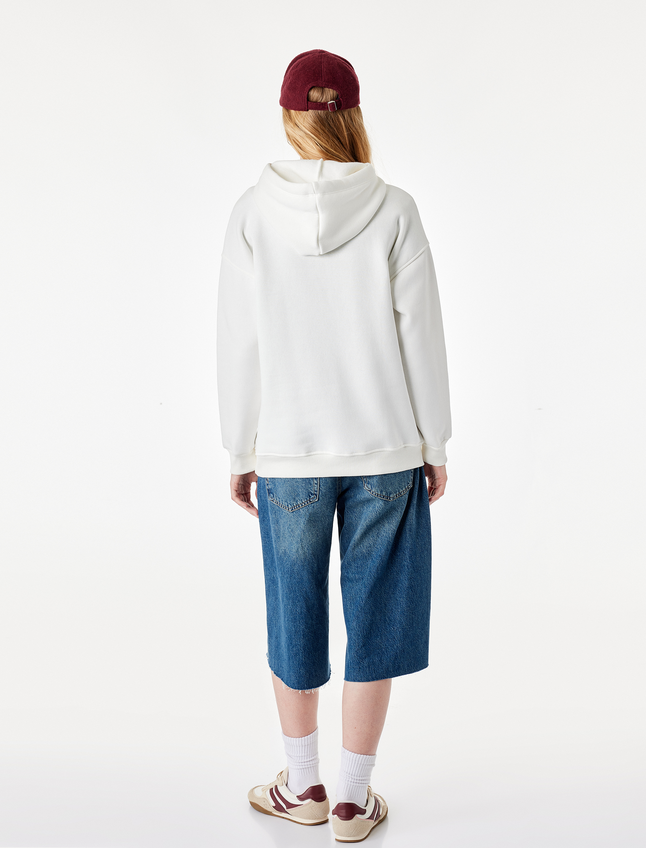   Üç İplik Şardonlu Cep Detaylı Ayıcık Baskılı Kapüşonlu Sweatshirt