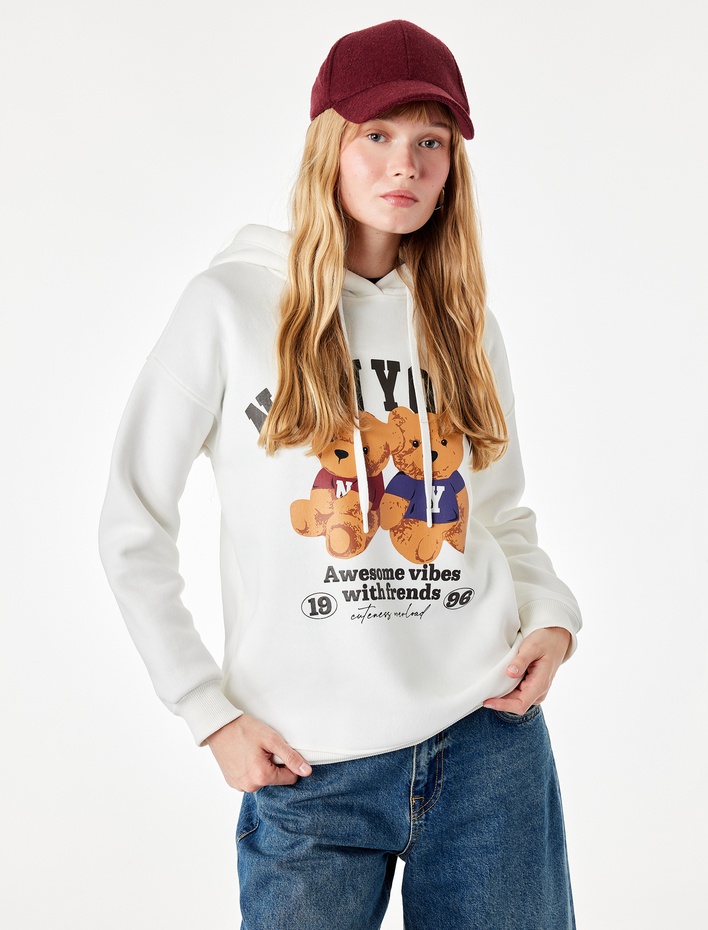  Üç İplik Şardonlu Cep Detaylı Ayıcık Baskılı Kapüşonlu Sweatshirt