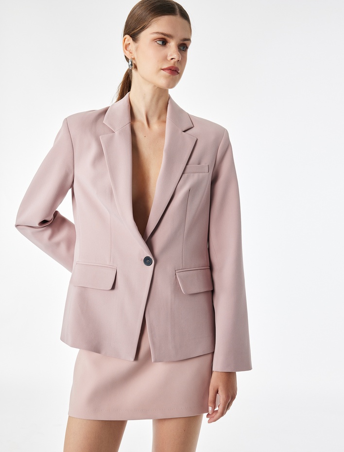  Geniş Yaka Cep Detaylı Düğmeli Blazer Ceket