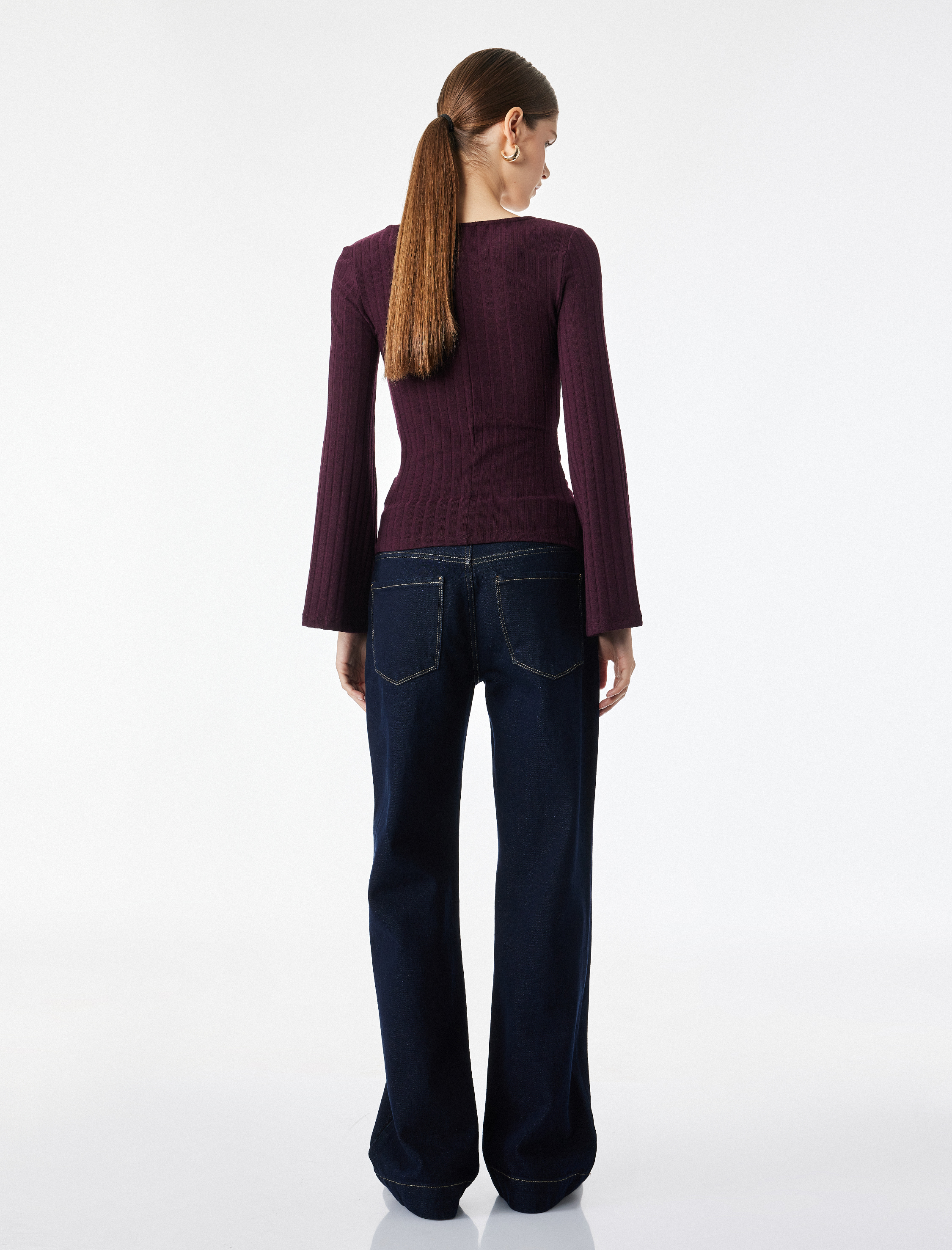   Slim Fit Bisiklet Yaka Bağlama Detaylı Uzun Kollu Bluz