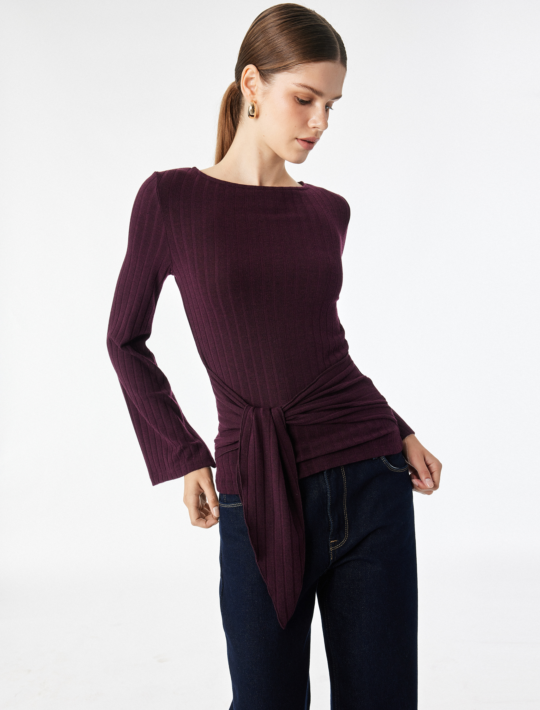   Slim Fit Bisiklet Yaka Bağlama Detaylı Uzun Kollu Bluz