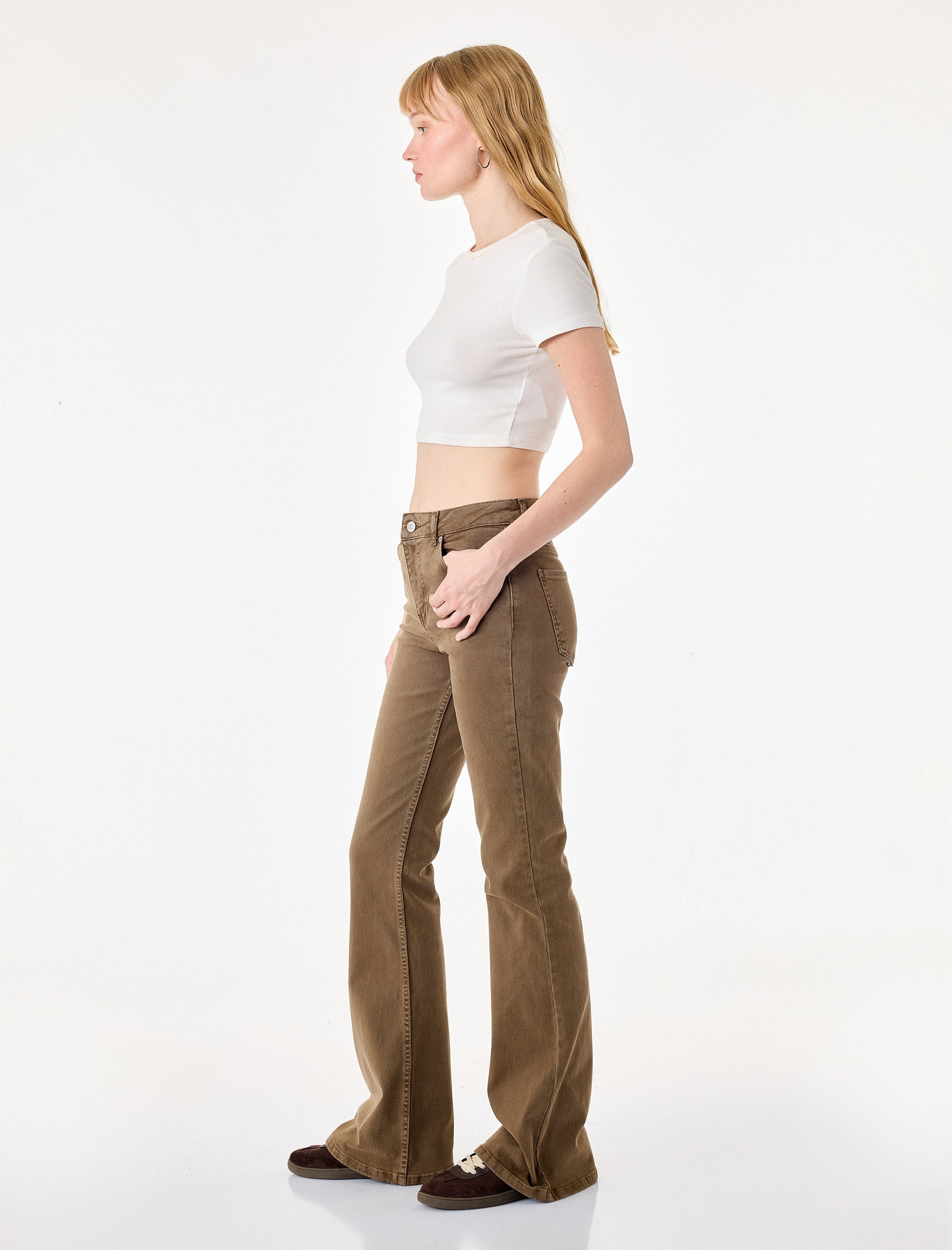   Pamuklu Dar Kesim Yüksek Bel Cepli Düğmeli İspanyol Paça Pantolon - Flare Jeans