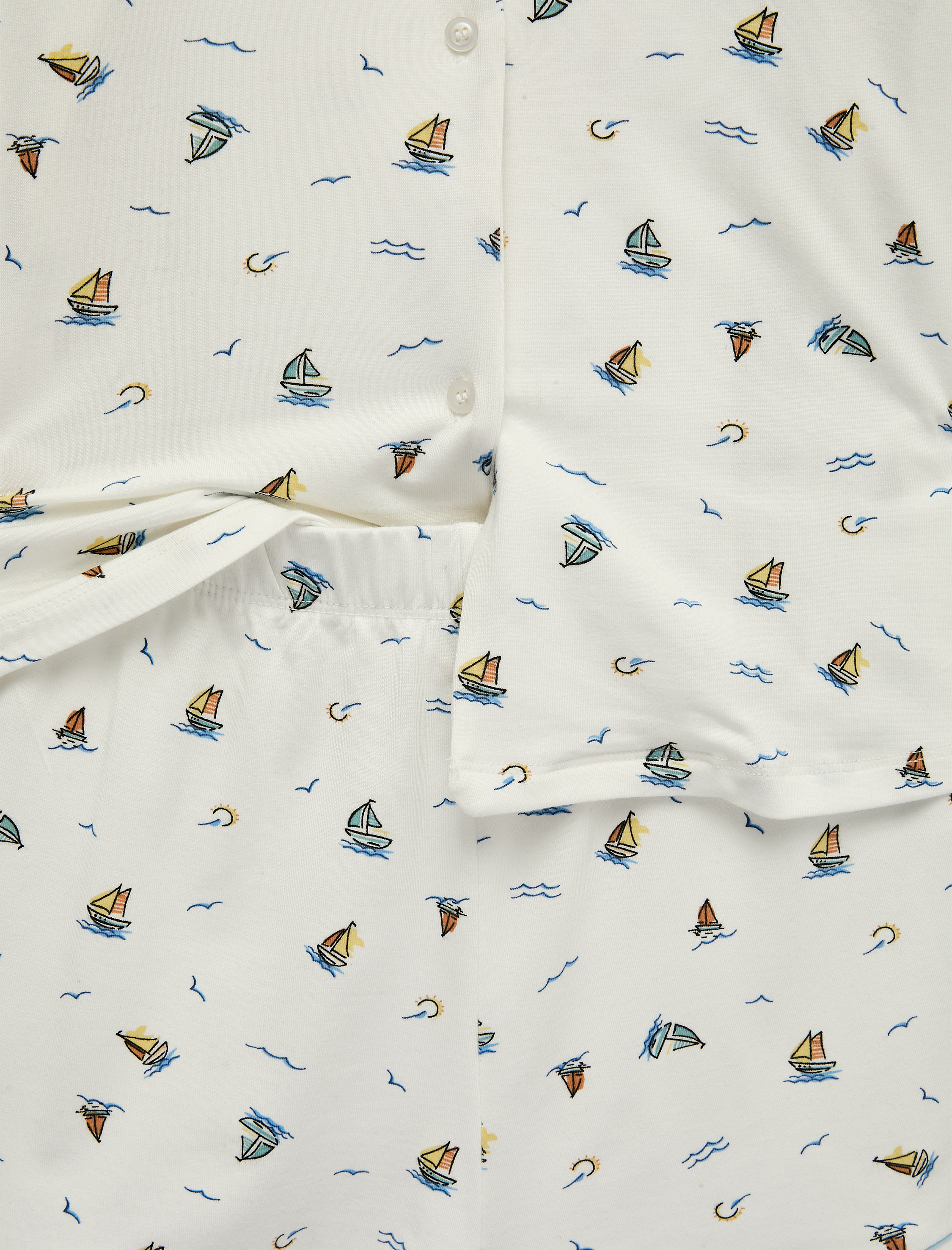   Modal Kumaş Rahat Kalıp Kısa Kollu Gömlek  Yaka Şortlu Pijama Takımı