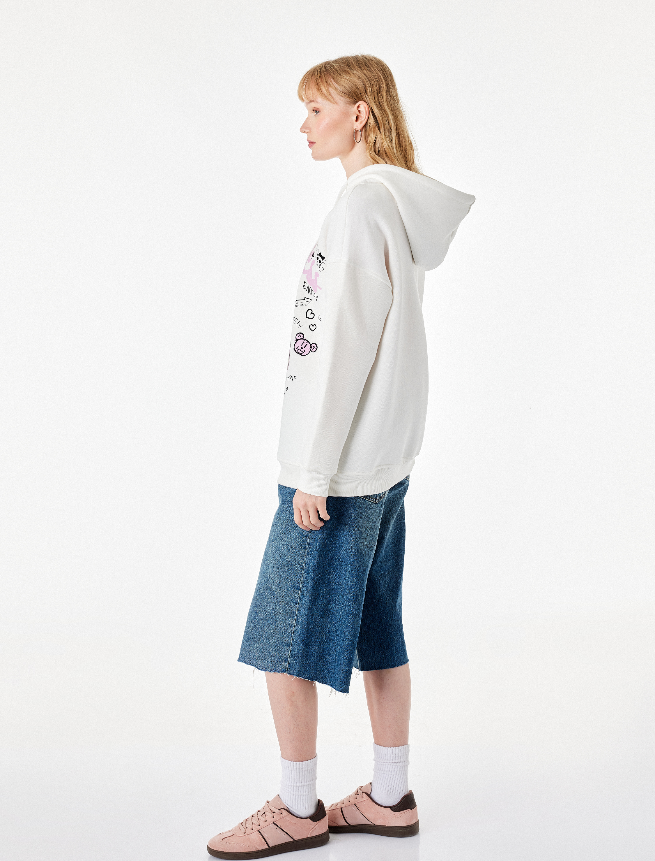   Şardonlu Kapüşonlu Uzun Kollu Ayıcık Baskılı Sweatshirt