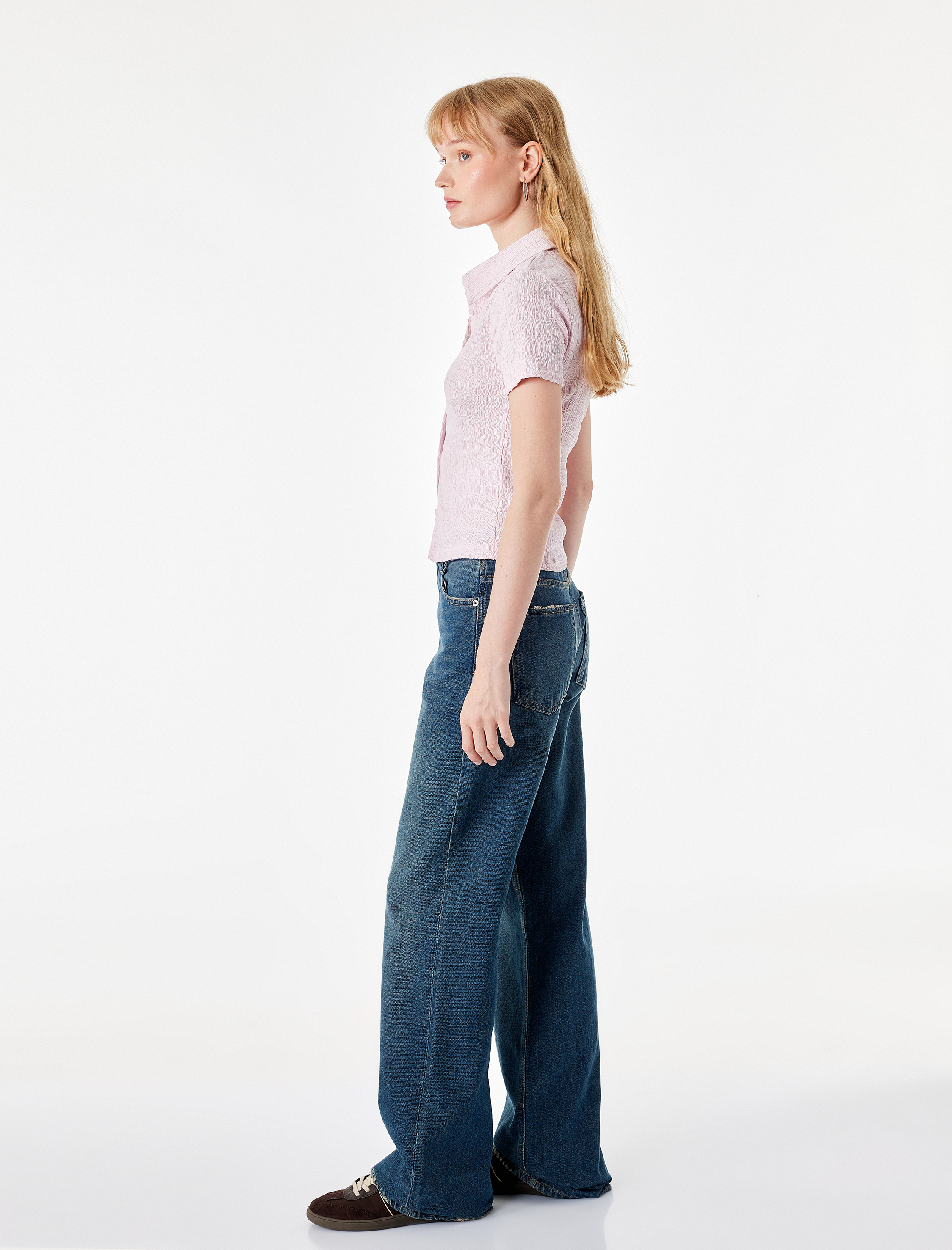  Regular Fit Kısa Kollu Düğmeli Bürümcük Kumaş Polo Yaka Bluz
