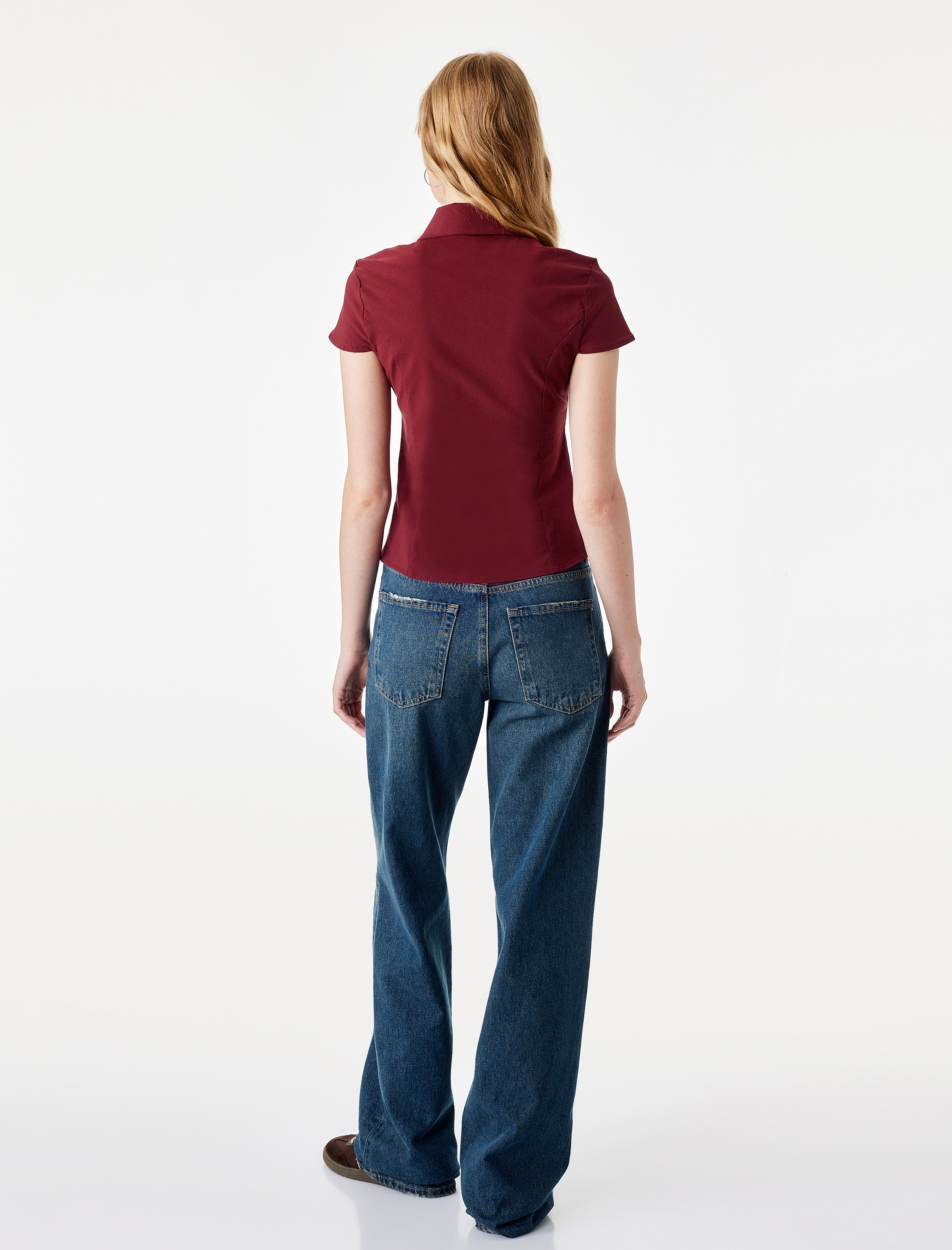   Slim Fit Düğmeli Büzgülü Klasik Yaka Bağcık Detaylı Kısa Kollu Bluz