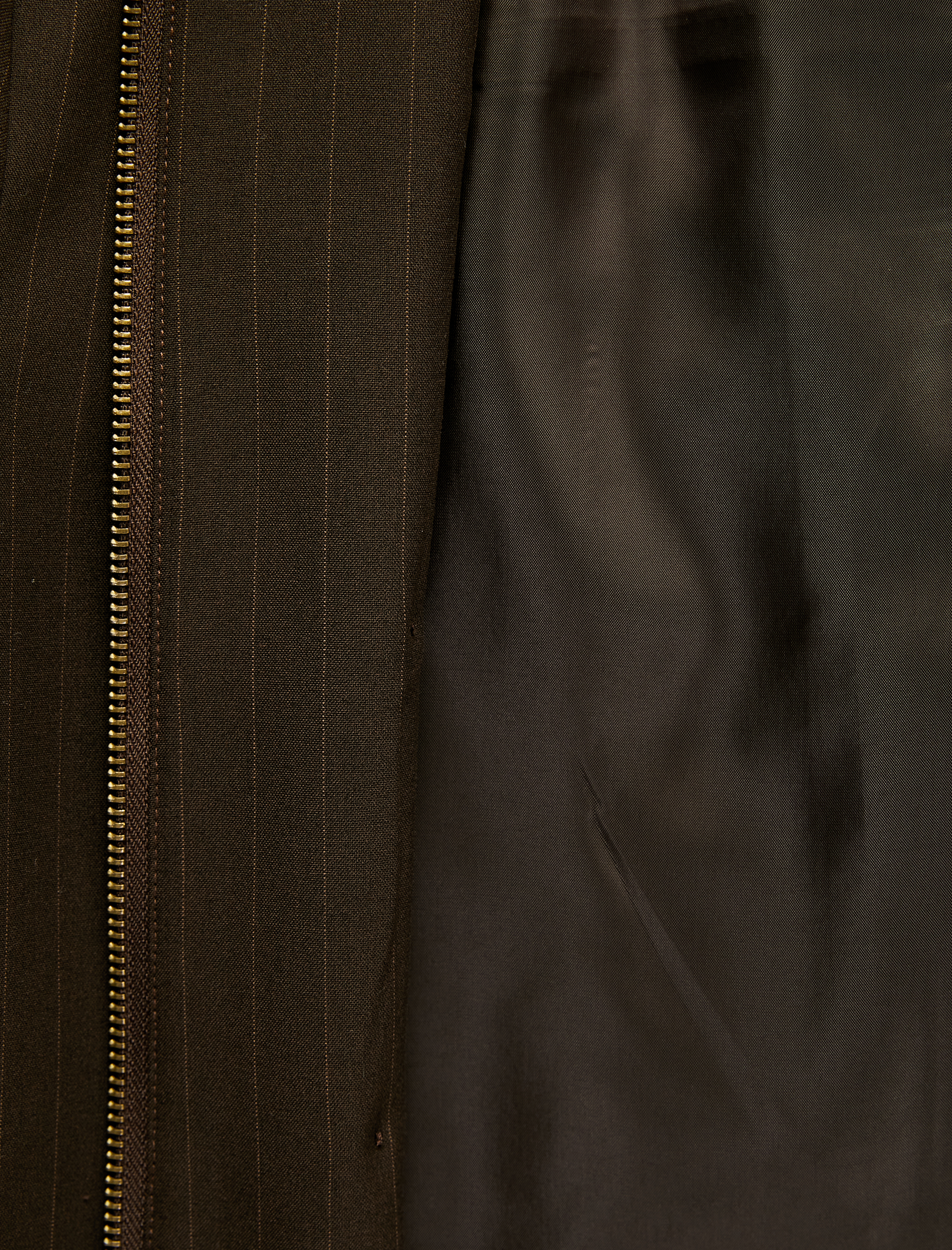   Uzun Kollu Toka Detaylı Apoletli Fermuarlı Dik Yaka Crop Ceket