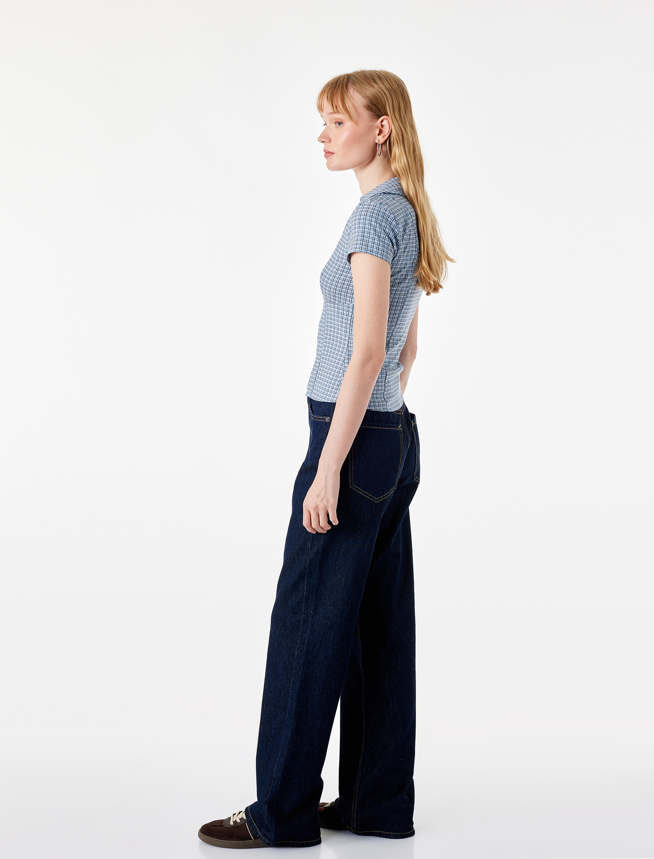   Fermuar Detaylı V Yaka Kısa Kollu Slim Fit Kareli Gömlek