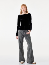 Kadife Slim Fit Kayık Yaka Uzun Kollu Tişört