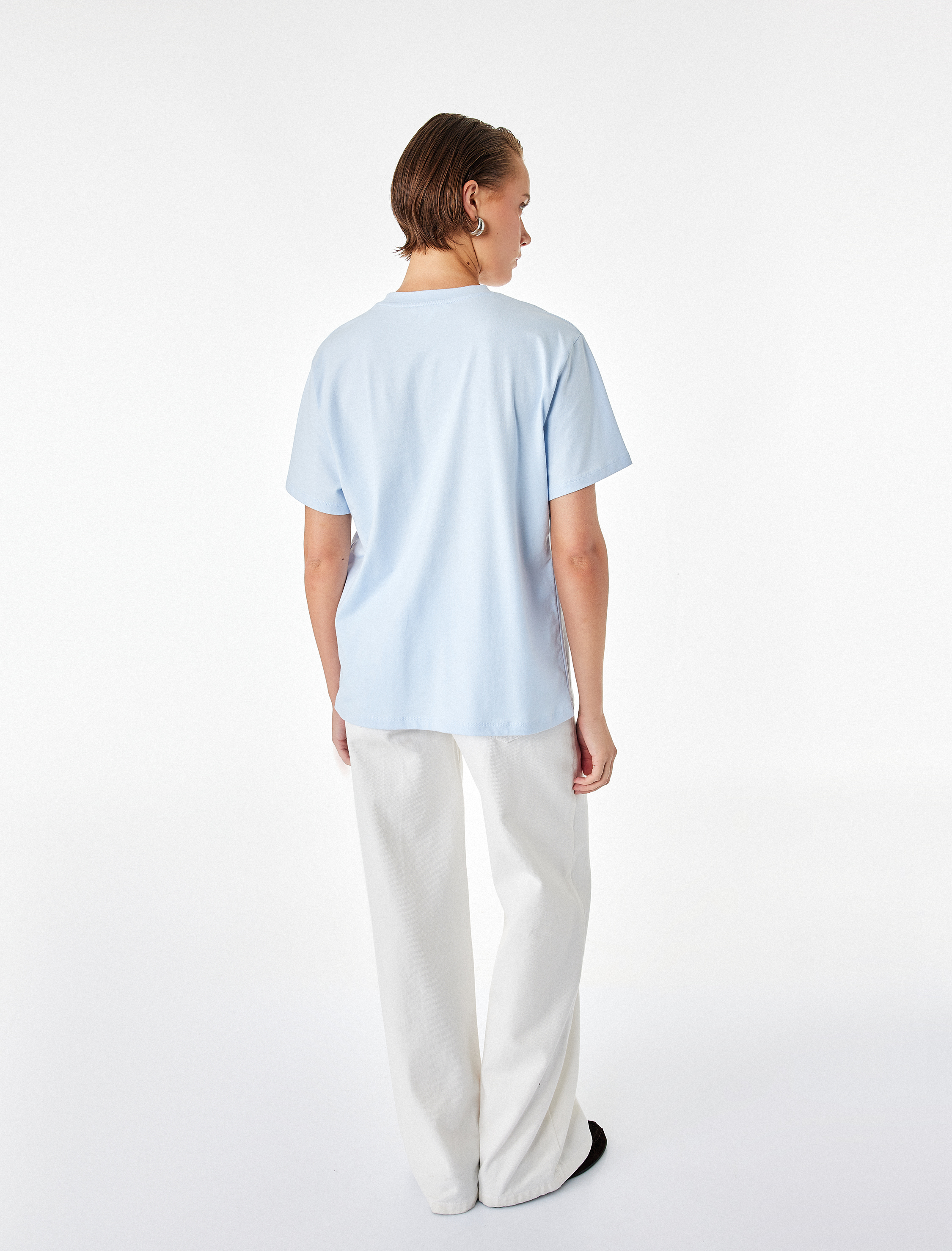   Pamuklu Kısa Kollu Bisiklet Yaka Oversize Basic Tişört