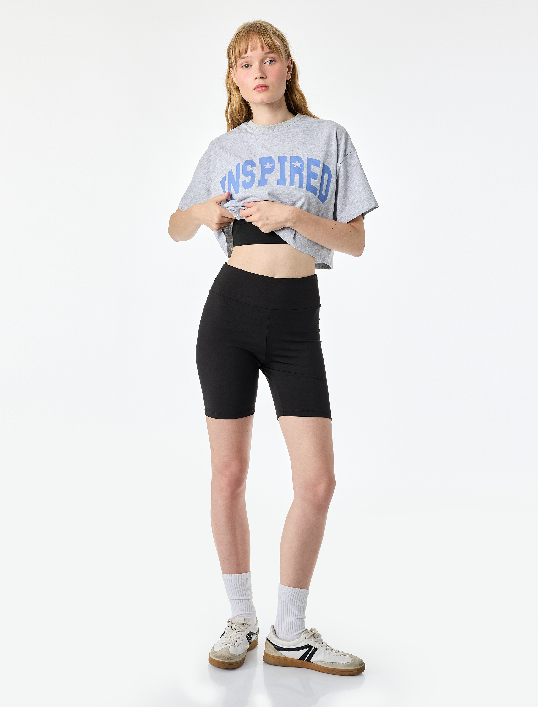   Kısa Kollu Bisiklet Yaka Baskılı Oversize Spor Tişört
