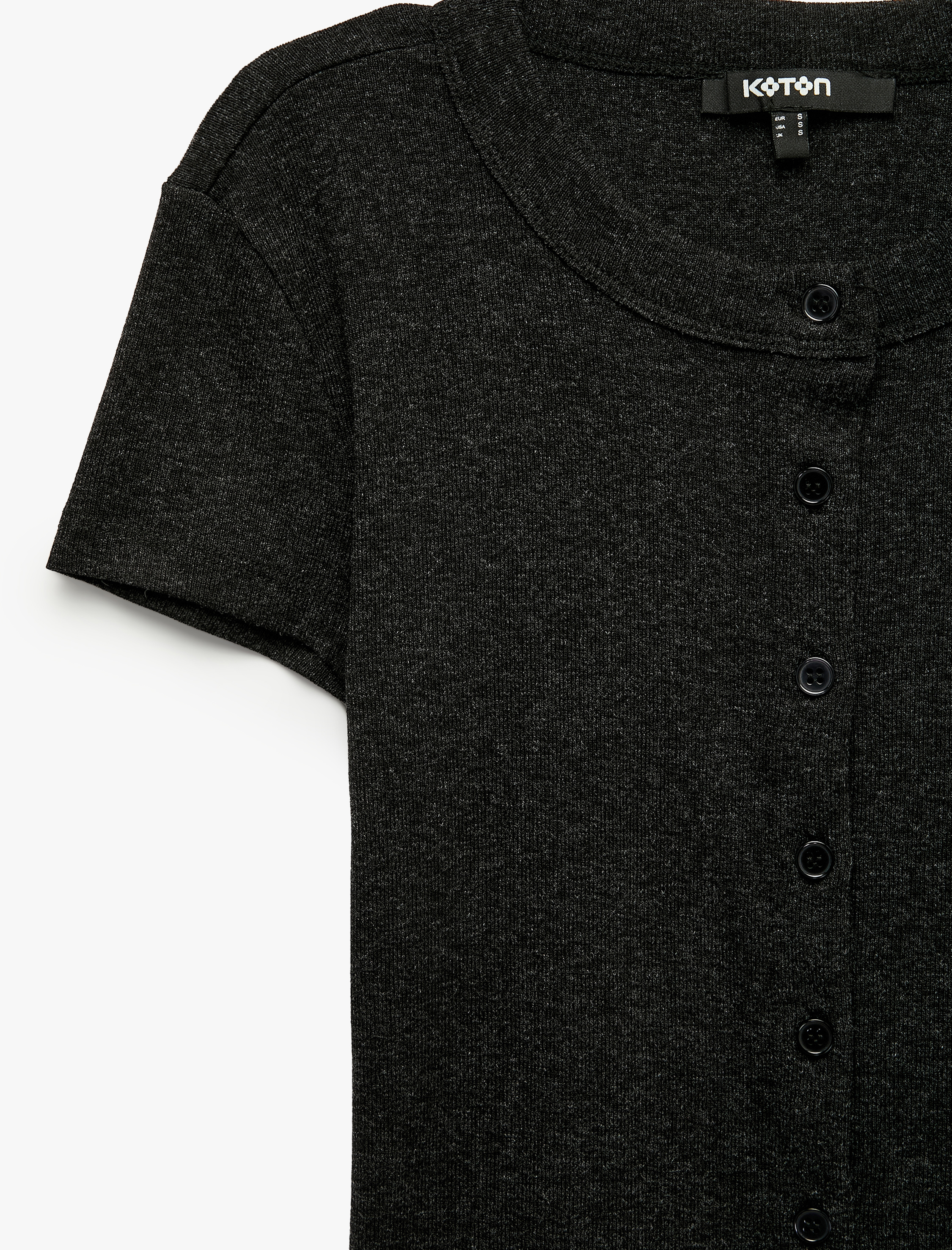   Slim Fit Düğmeli Bisiklet Yaka Kısa Kollu Hırka