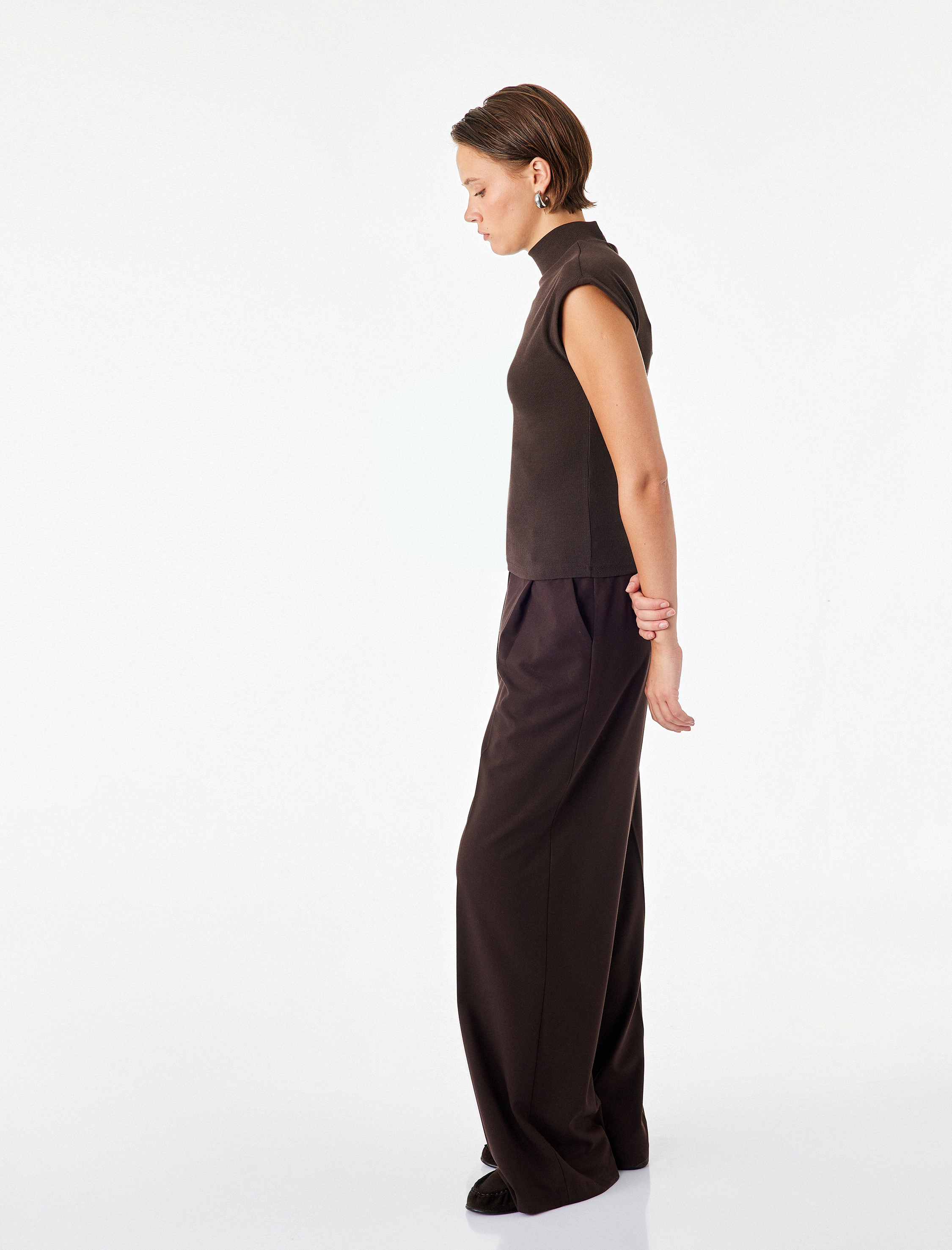   Pamuklu Slim Fit Kolsuz Dik Yaka Bluz