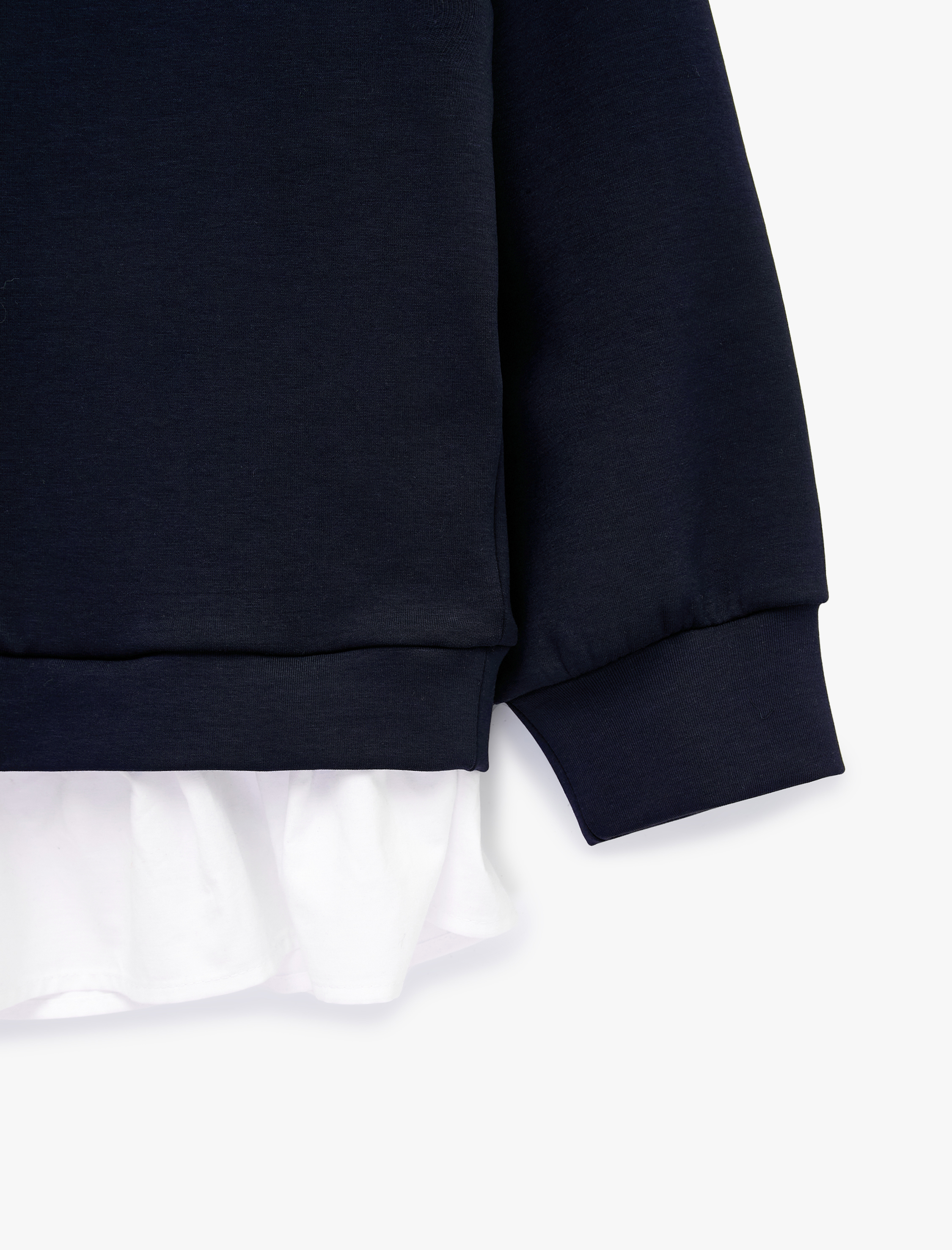   Pamuklu Asimetrik Yaka Tek Askılı Baskılı Uzun Kollu Sweatshirt